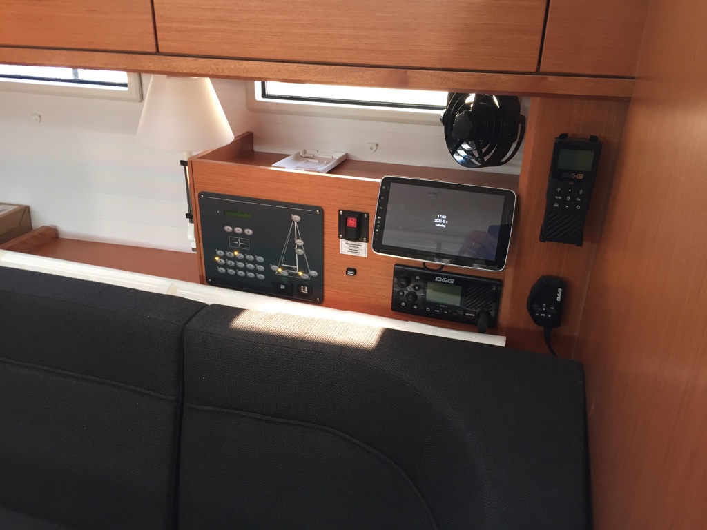 Photo #11 - Bavaria Cruiser 46 - 4 cab. (CLASS) in Skiathos - 34994