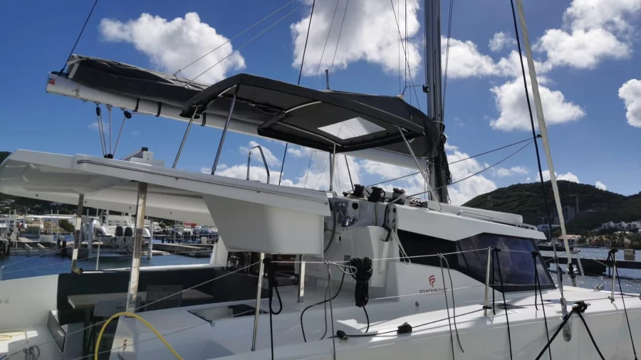 Fountaine Pajot Isla 40 - 4 + 1 cab. (CLASS)  - 2