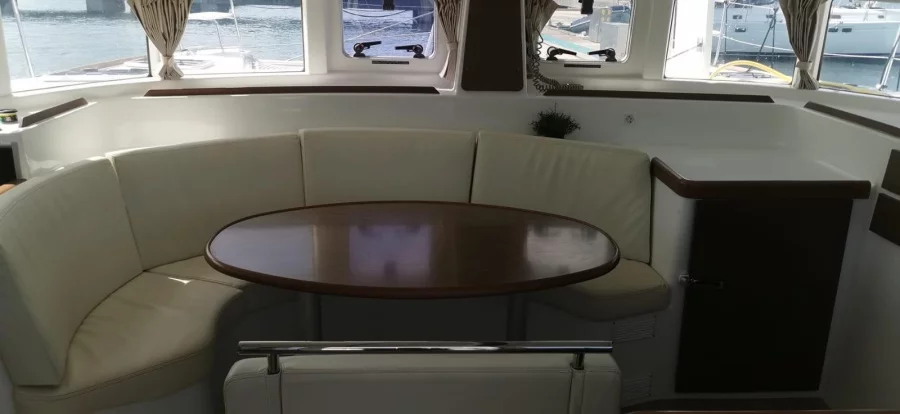 Lagoon 380 - 4 cab. (ECONOMY)  - 4