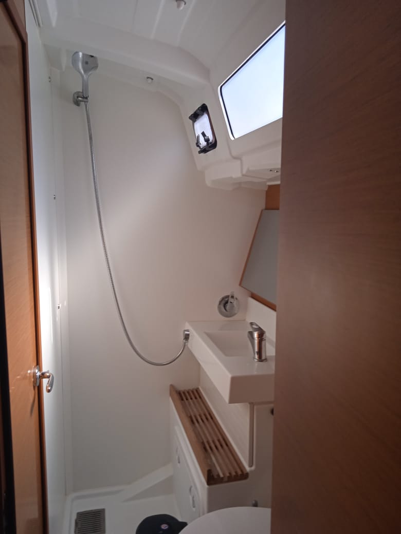 Photo #13 - Sun Odyssey 490 - 5 + 1 cab. (CLASS) en Rhodes - 35007