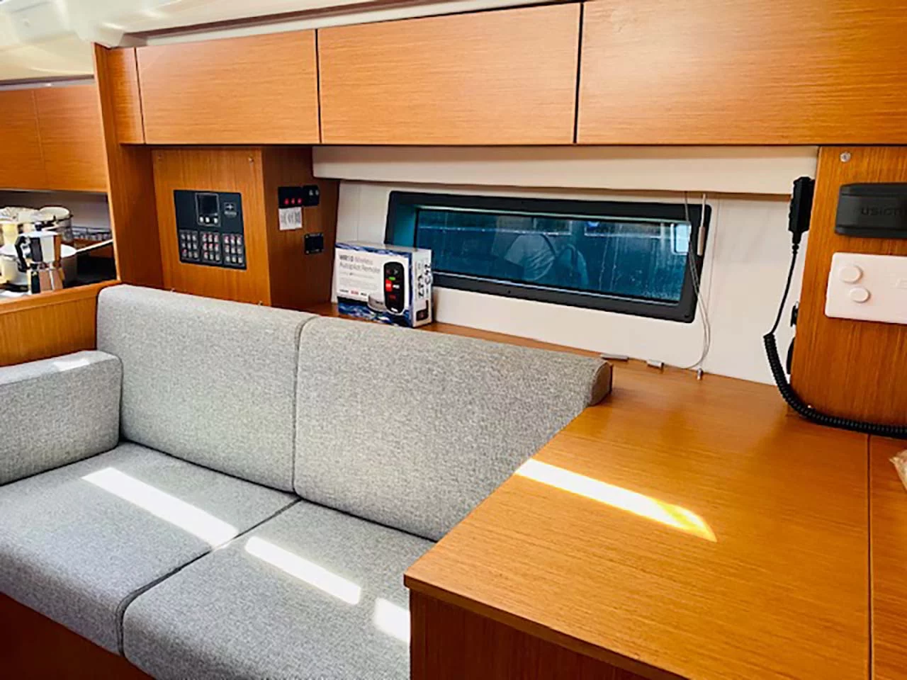 Bavaria C42 (PRESTIGE)  - 4
