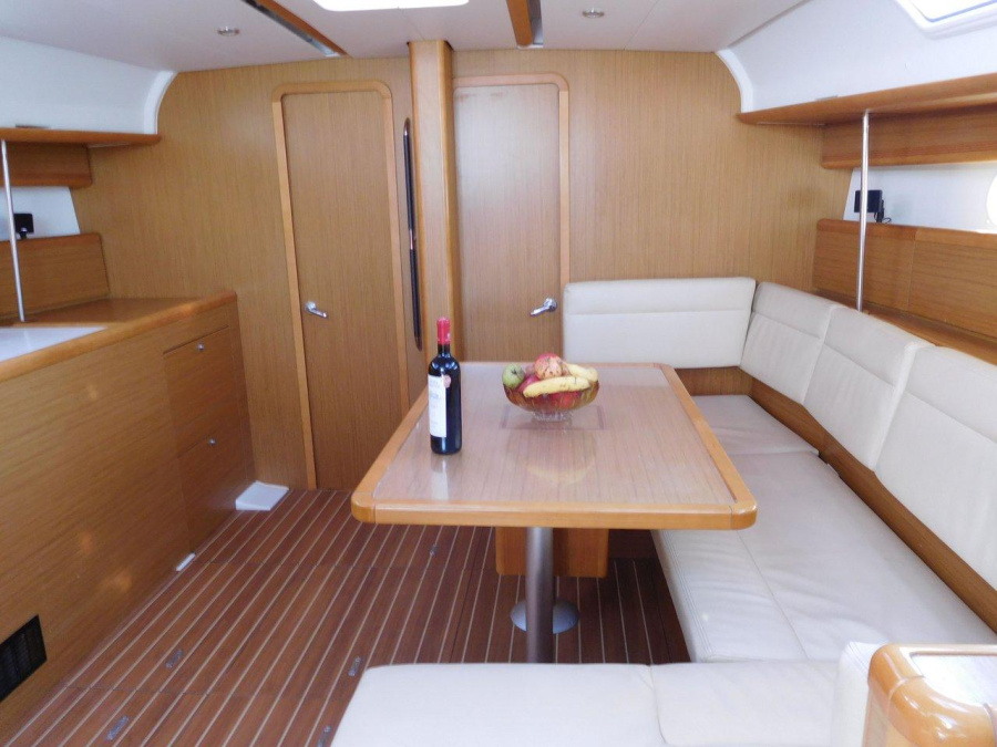 Photo #4 - Sun Odyssey 44i (ECONOMY) in Atene - 35032