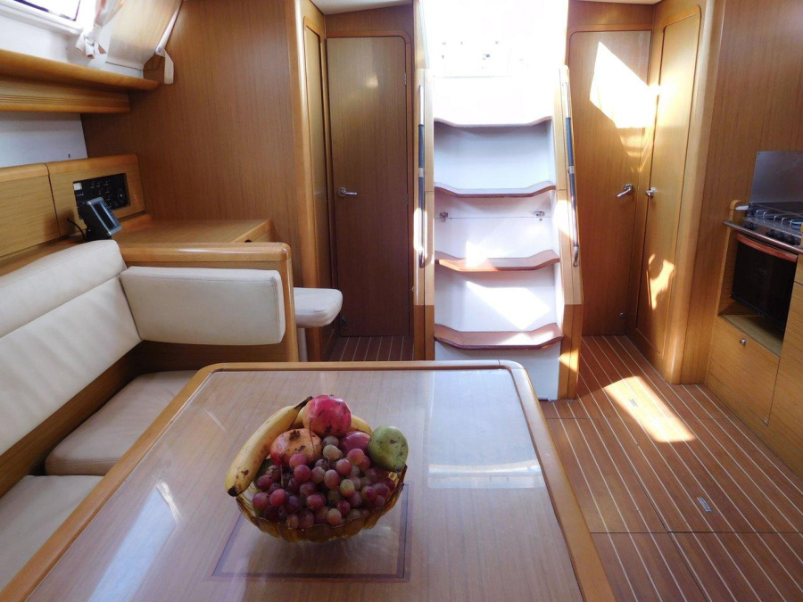 Photo #7 - Sun Odyssey 44i (ECONOMY) in Atene - 35032