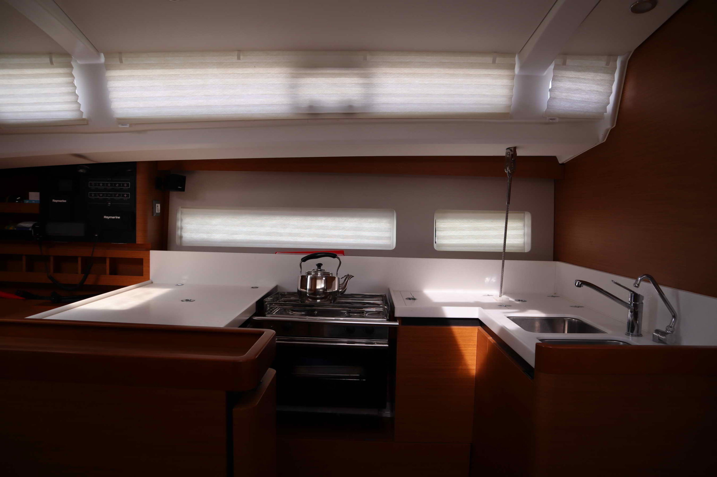 Photo #10 - Sun Odyssey 440 (CLASS) en Lefkada - 35037