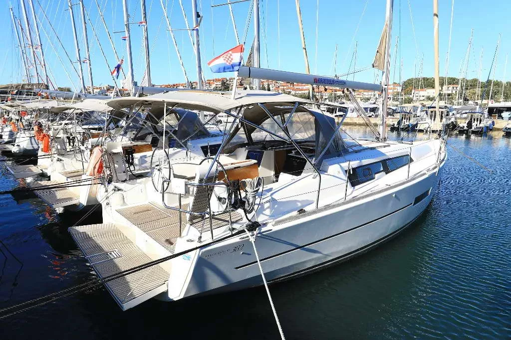 Dufour 382 GL (ECONOMY)  - 3