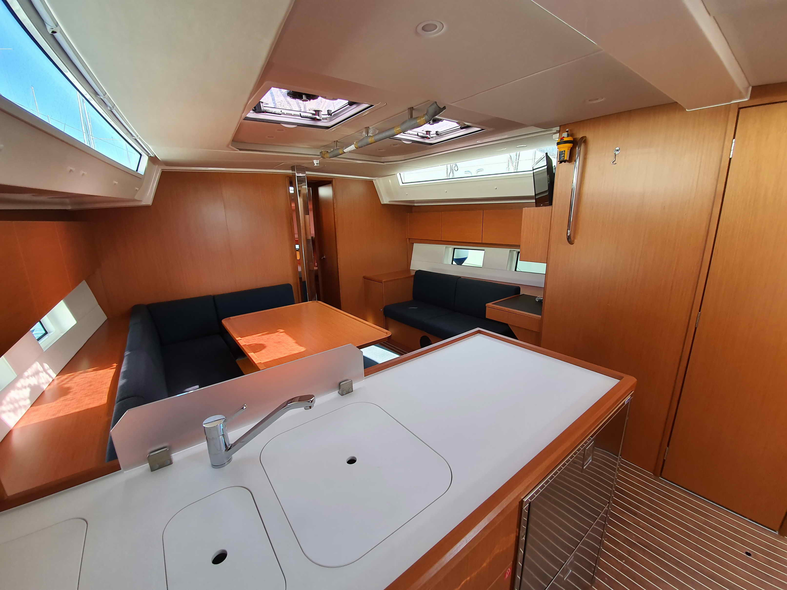 Photo #7 - Bavaria C45 Holiday (CLASS) en Athènes - 35049
