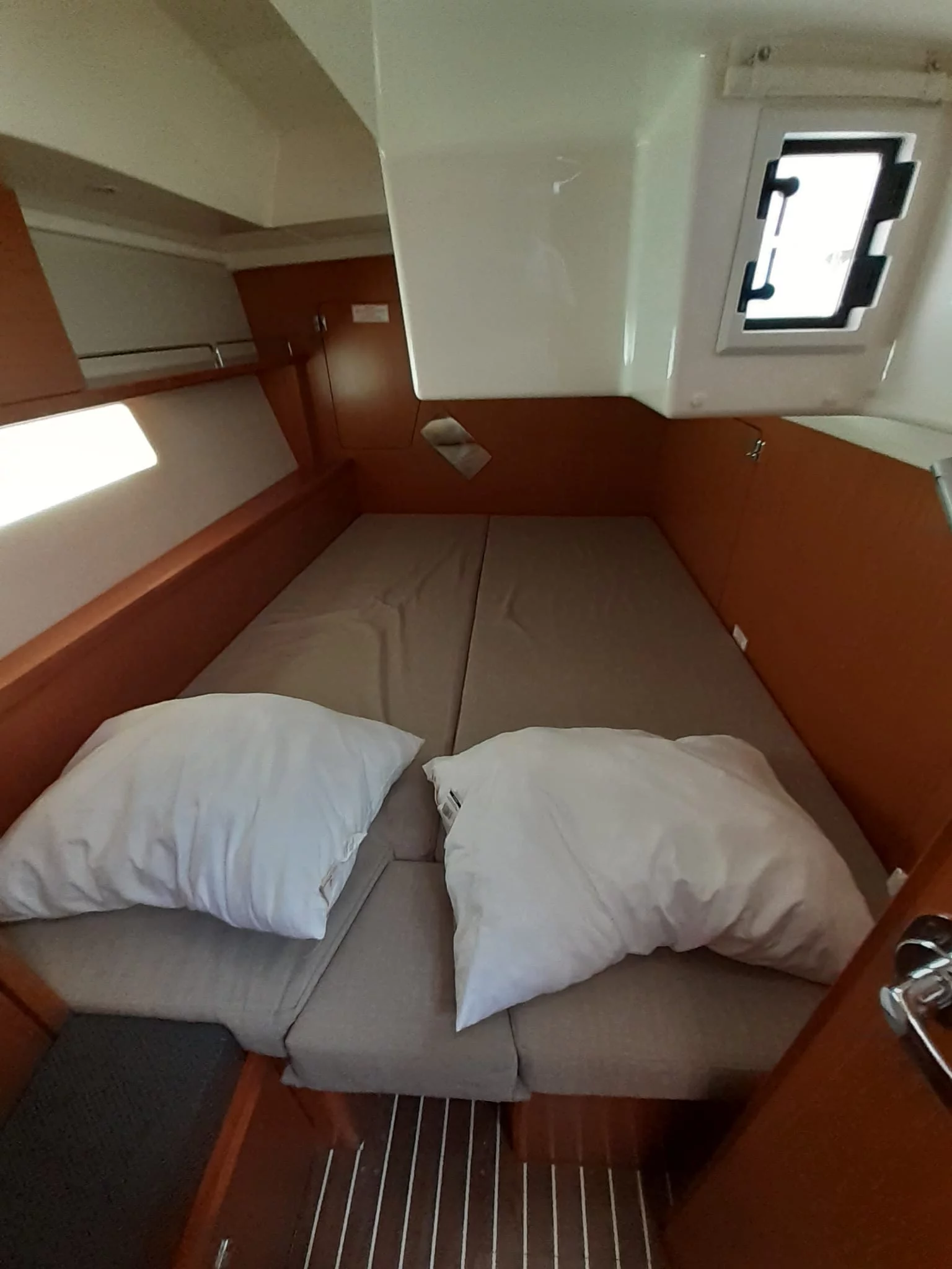 Bavaria C45 Holiday - 5 cab. (ECONOMY)  - 10