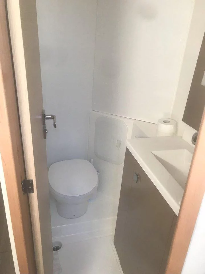 Fountaine Pajot Lucia 40 - 4 cab. (ECONOMY)  - 9