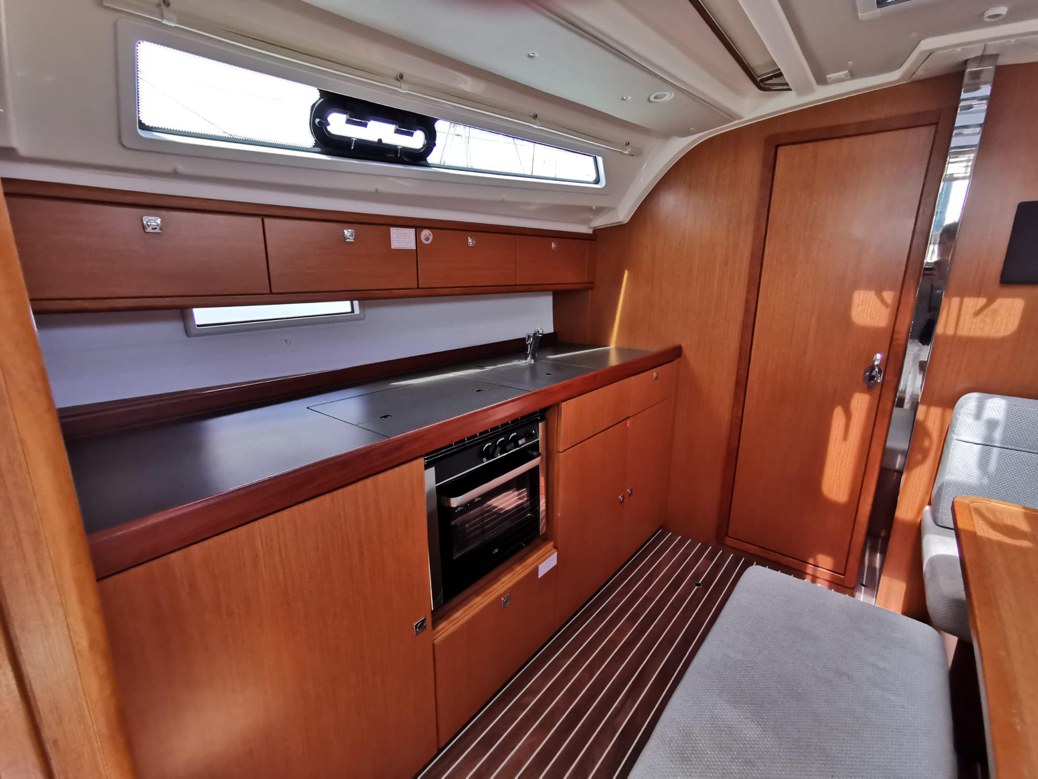 Photo #5 - Bavaria Cruiser 41 - 3 cab. (ECONOMY) in Portisco - 35064
