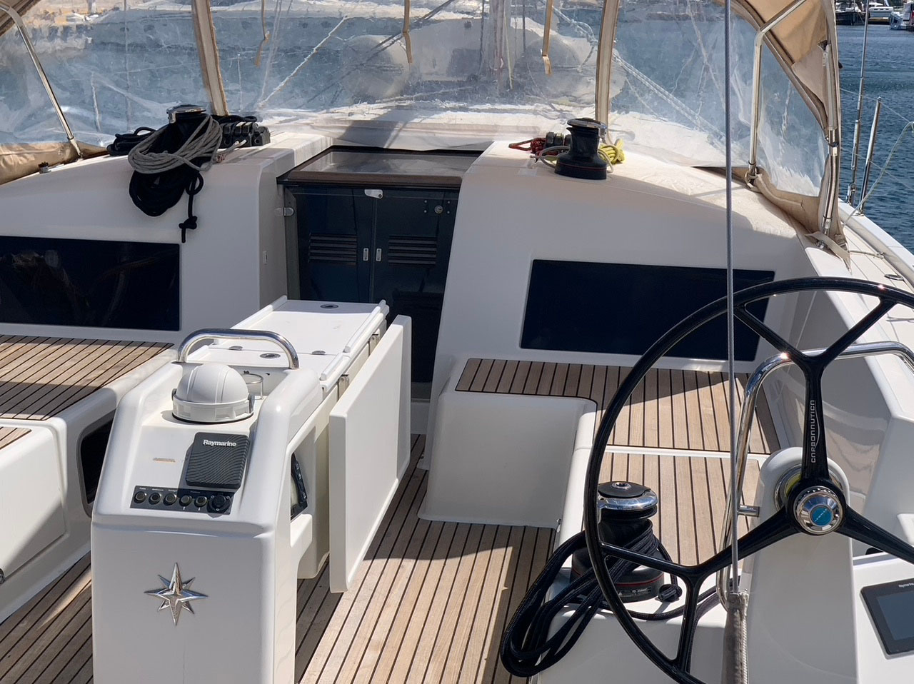 Photo #6 - Sun Odyssey 490 - 5 + 1 cab. (ECONOMY) en Portisco - 35068