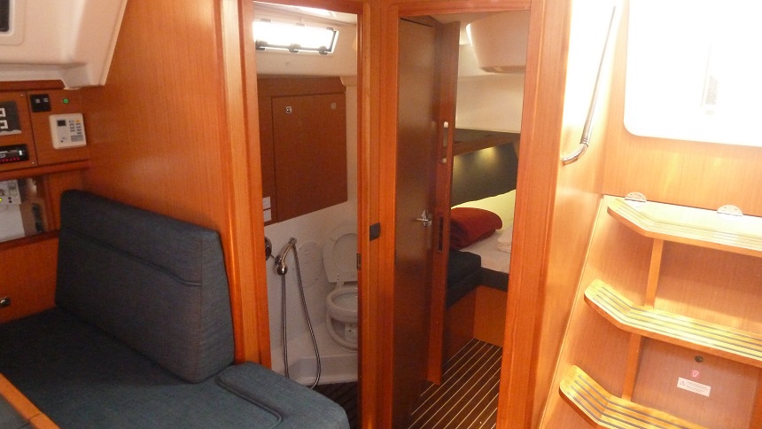 Photo #7 - Bavaria Cruiser 56 - 5 + 1 cab. (ECONOMY) in Athen - 35074