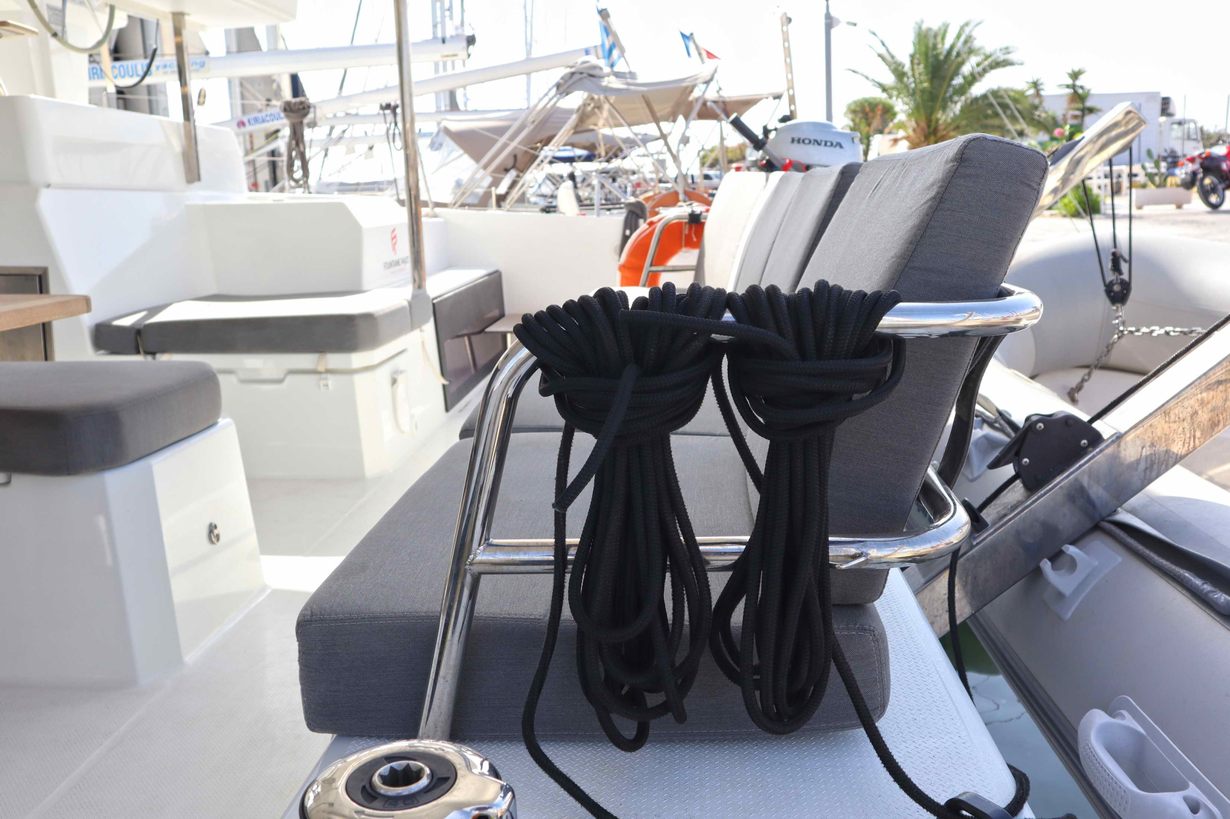 Photo #7 - Fountaine Pajot Astrea 42 - 3 + 2 cab. (CLASS) en Athènes - 35080