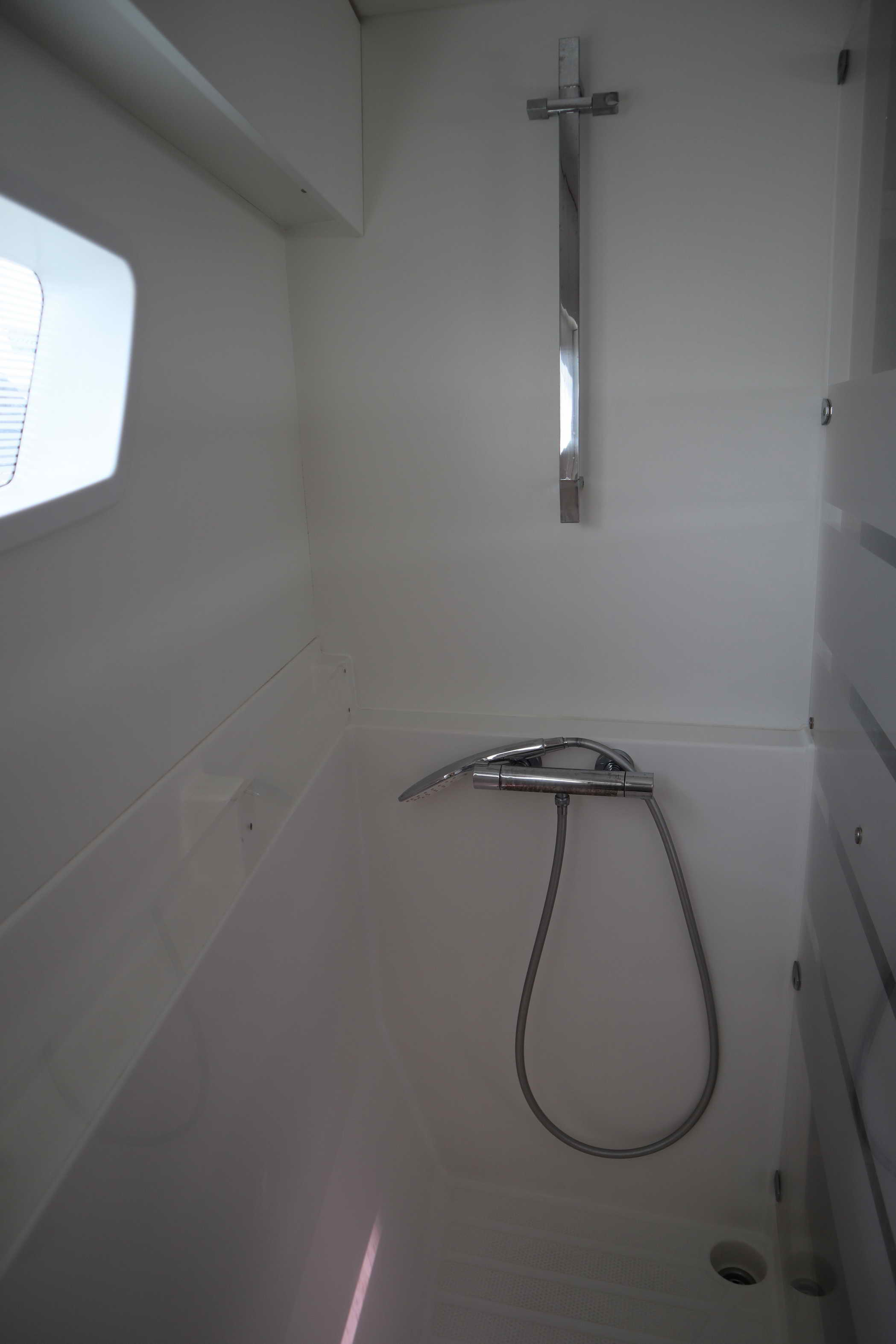 Photo #18 - Fountaine Pajot Astrea 42 - 3 + 2 cab. (CLASS) en Athènes - 35080
