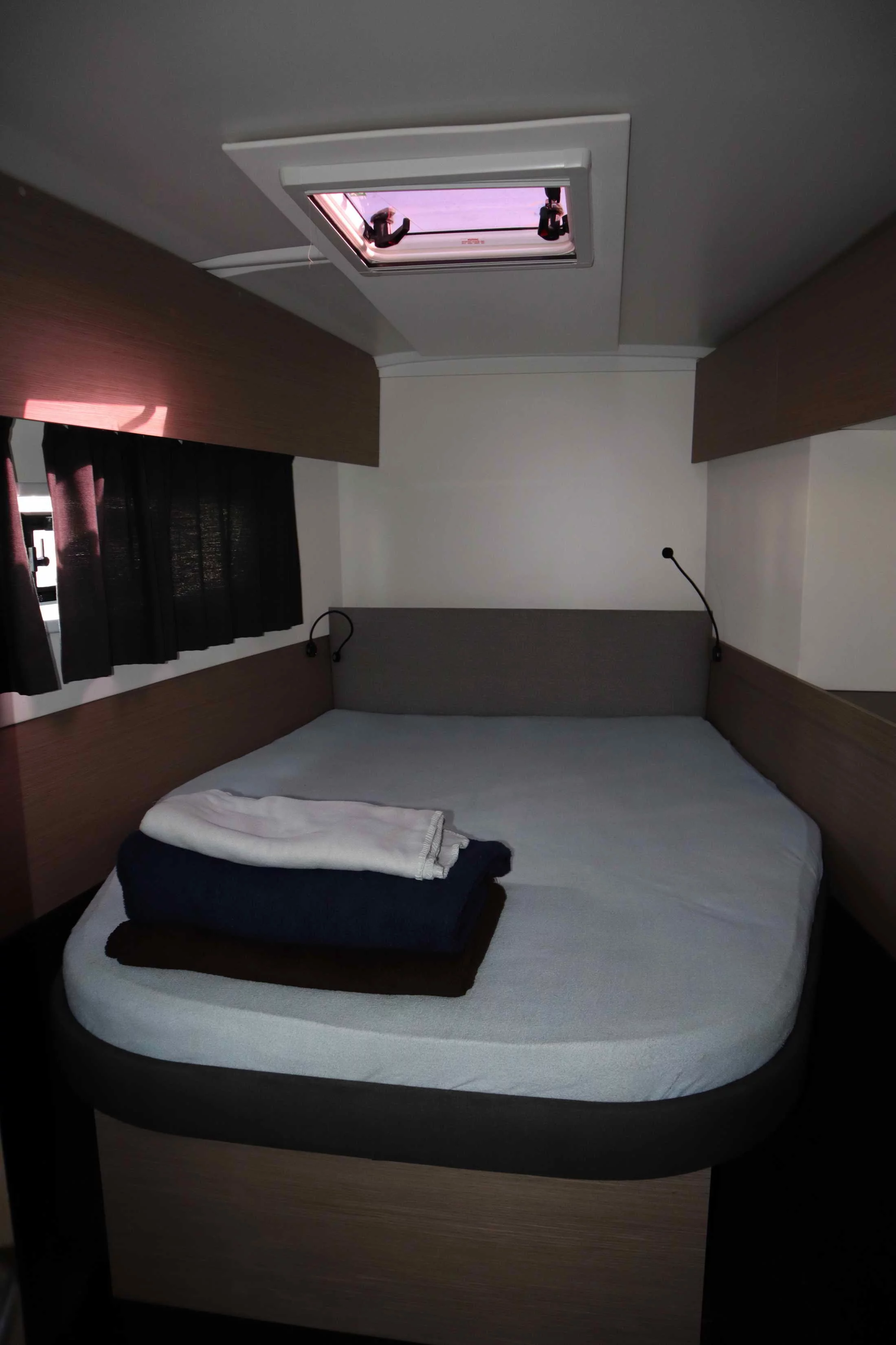 Fountaine Pajot Astrea 42 - 3 + 2 cab. (CLASS)  - 18