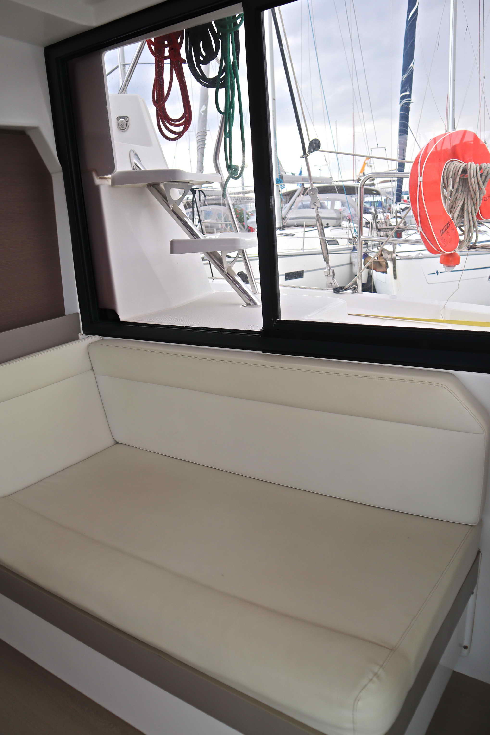 Photo #13 - Bali 4.1 - 4 cab. (CLASS) in Paros - 35081