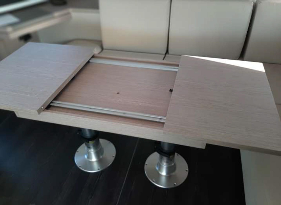 Photo #9 - Fountaine Pajot Astrea 42 - 3 + 2 cab. (CLASS) in Bormes Les Mimosas - 35168