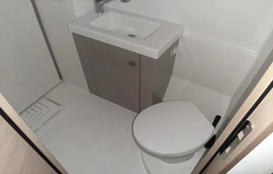 Fountaine Pajot Astrea 42 - 3 + 2 cab. (CLASS)  - 12