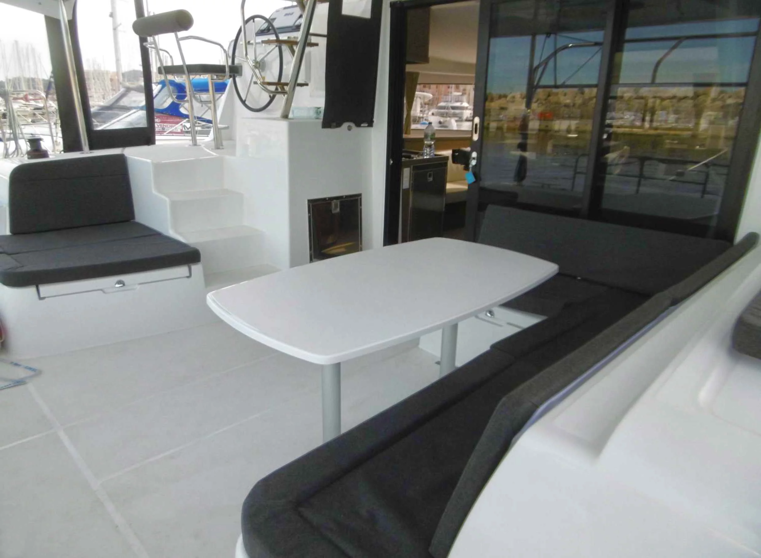 Lagoon 42 - 4 + 2 cab. (ECONOMY)  - 2