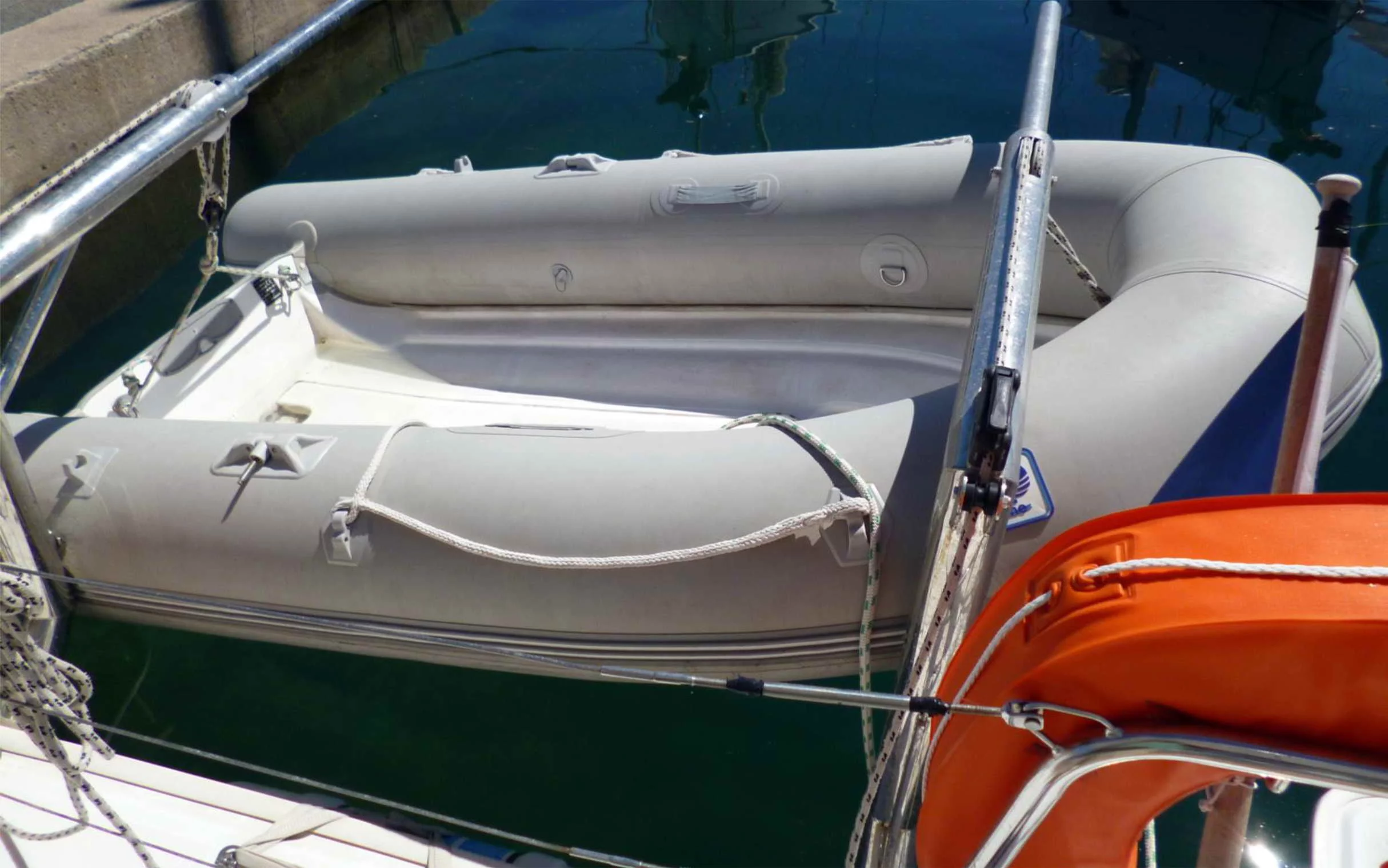 Lagoon 42 - 4 + 2 cab. (ECONOMY)  - 8