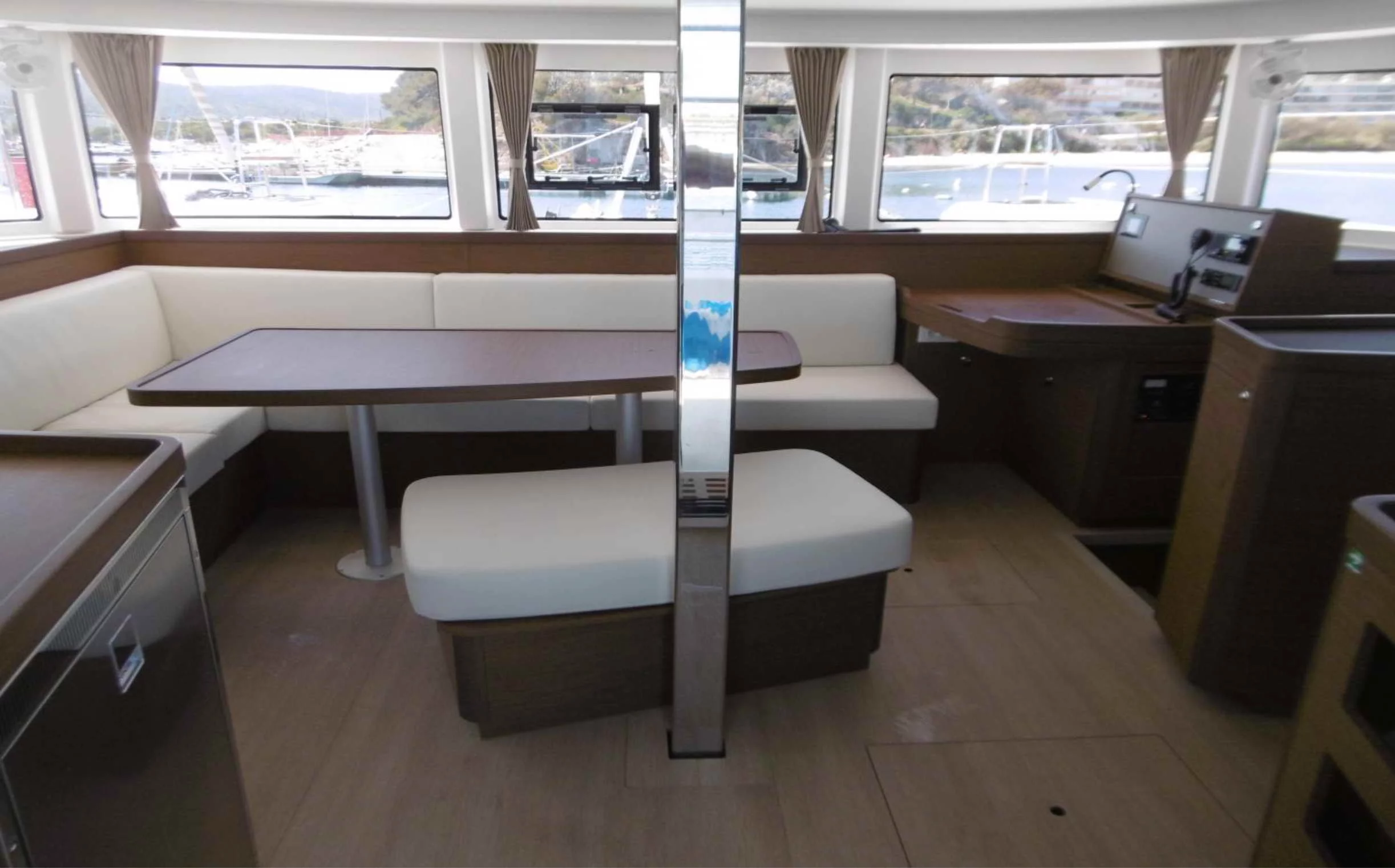 Lagoon 42 - 4 + 2 cab. (ECONOMY)  - 9