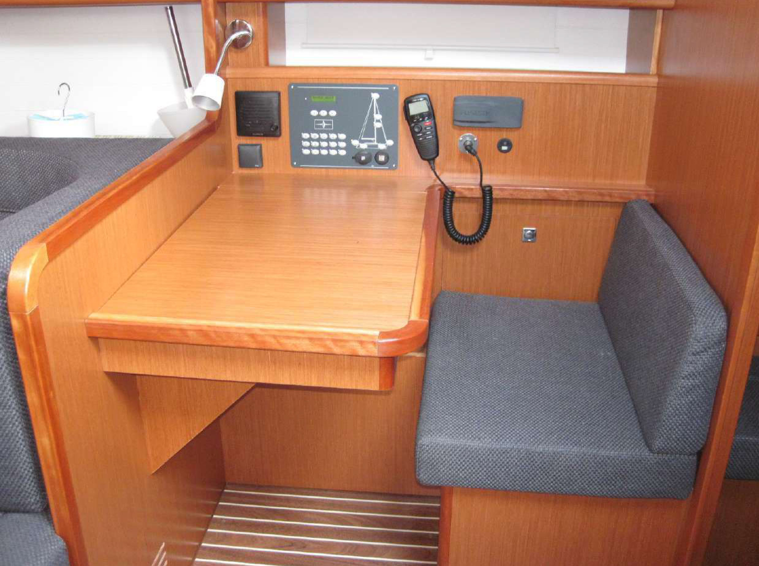 Photo #13 - Bavaria Cruiser 41 - 3 cab. (ECONOMY) en Capo d'Orlando - 35186