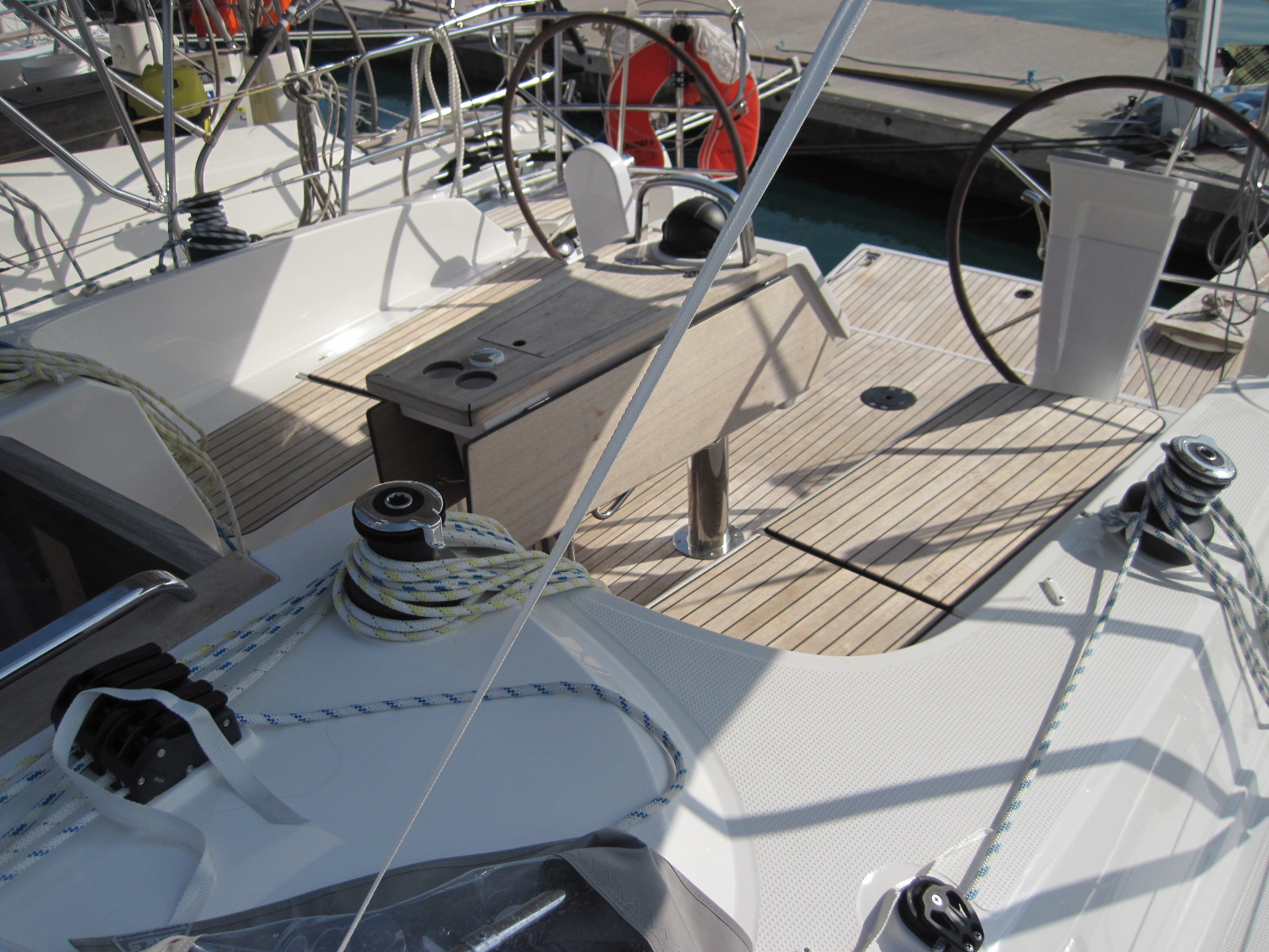 Photo #9 - Bavaria Cruiser 37 - 3 cab. (ECONOMY) en Capo d'Orlando - 35187