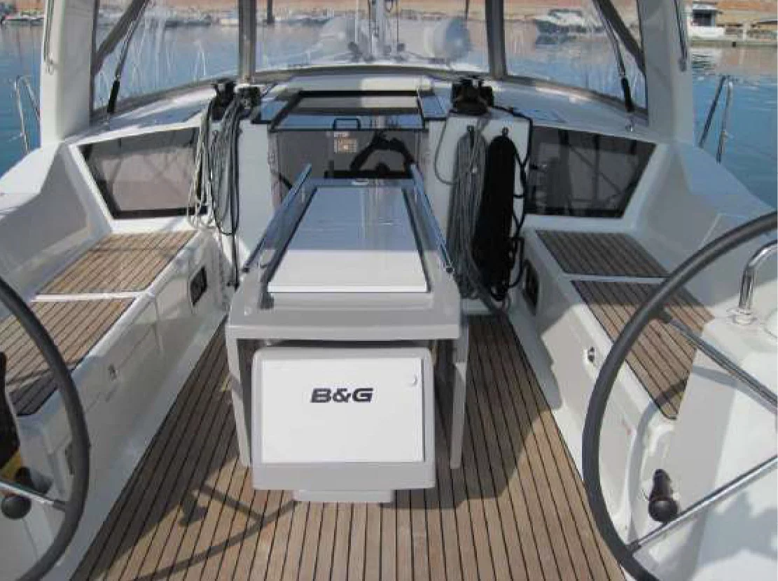 Oceanis 41.1 (ECONOMY)  - 4