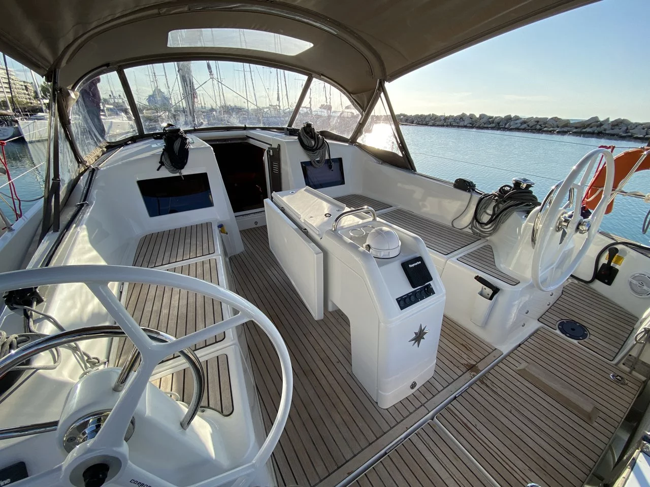 Sun Odyssey 410 - 3 cab. (CLASS)  - 2