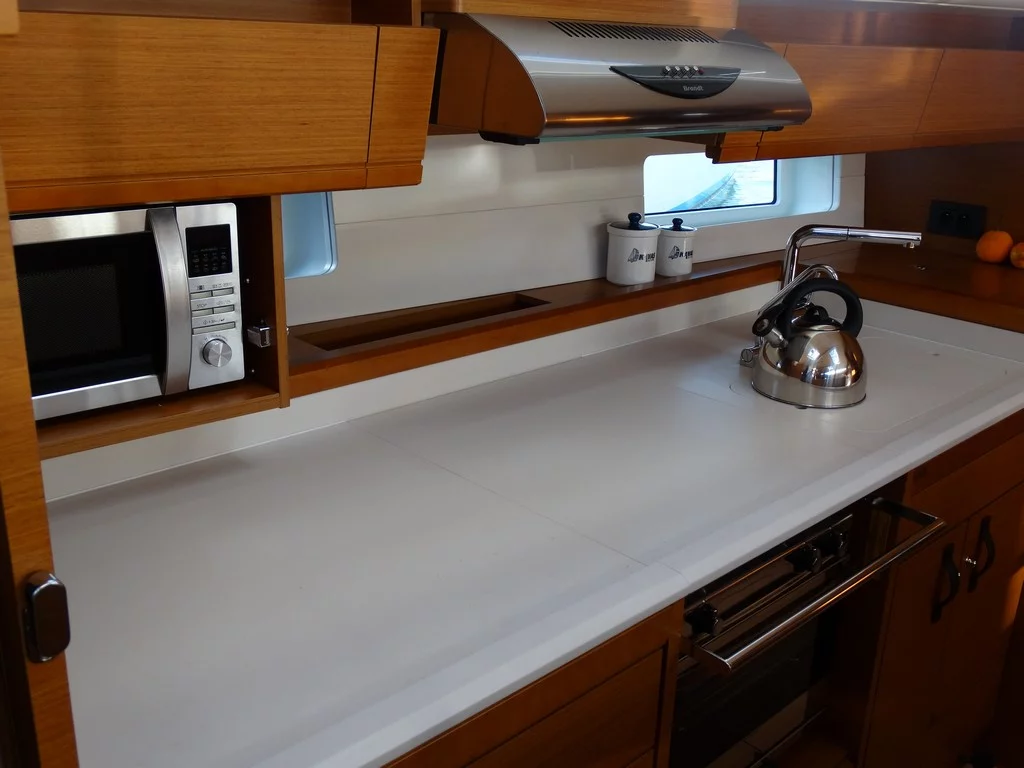 Jeanneau 54 - 6 cab. (ECONOMY)  - 6