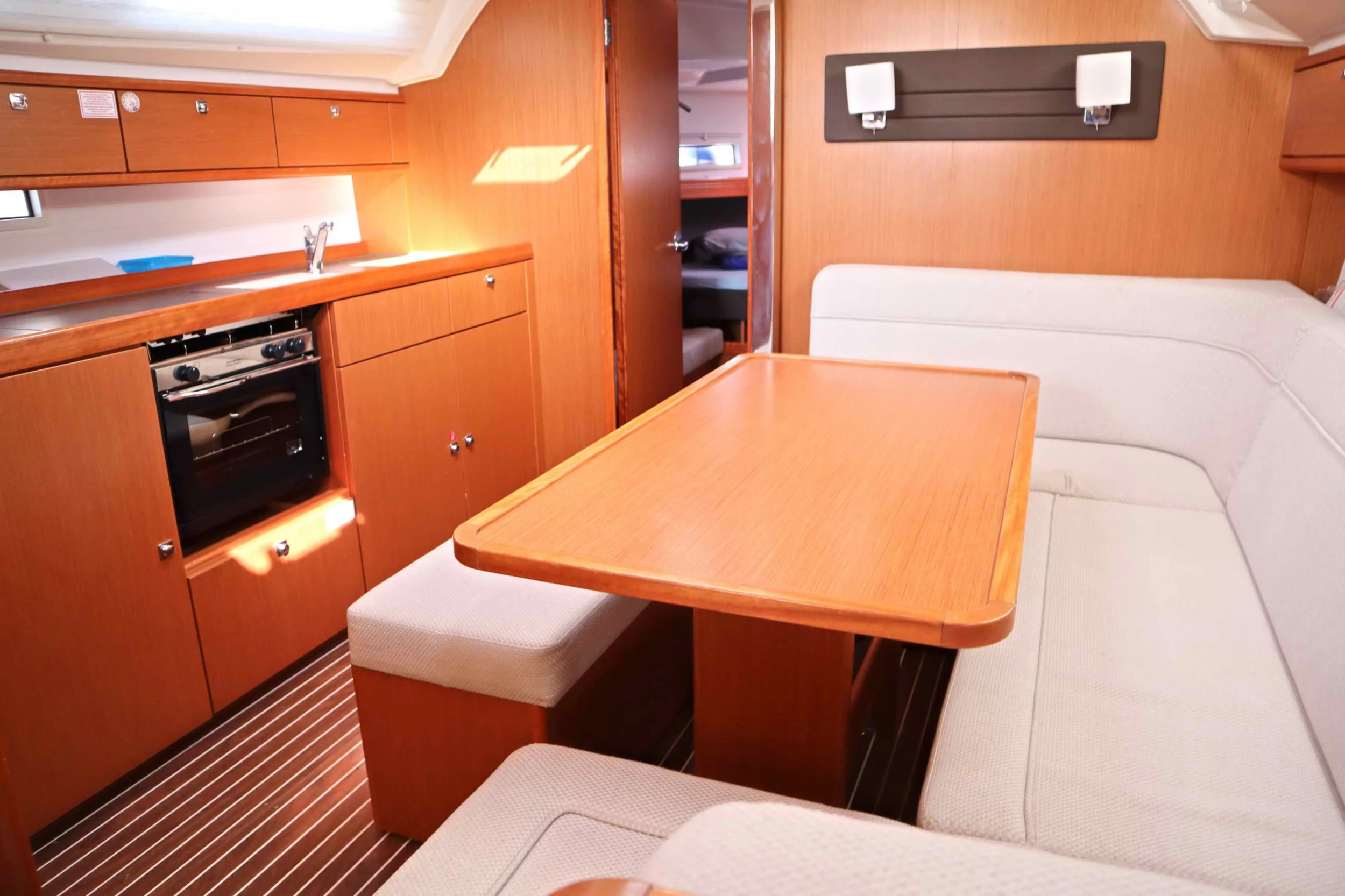 Bavaria Cruiser 41 - 3 cab. (CLASS)  - 14