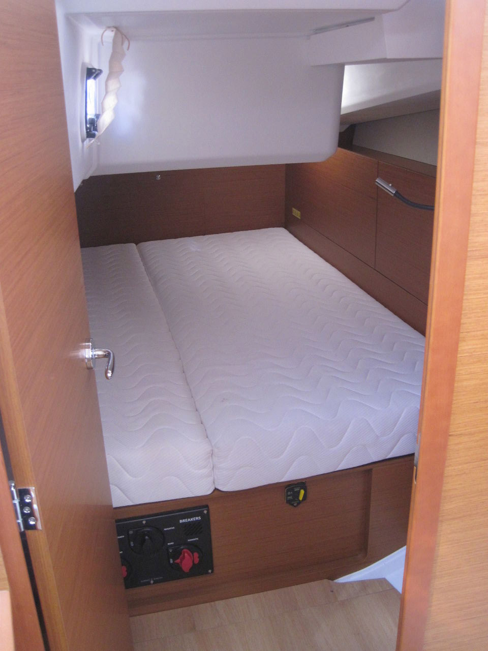 Photo #7 - Sun Odyssey 440 (ECONOMY) in Capo d'Orlando - 35231