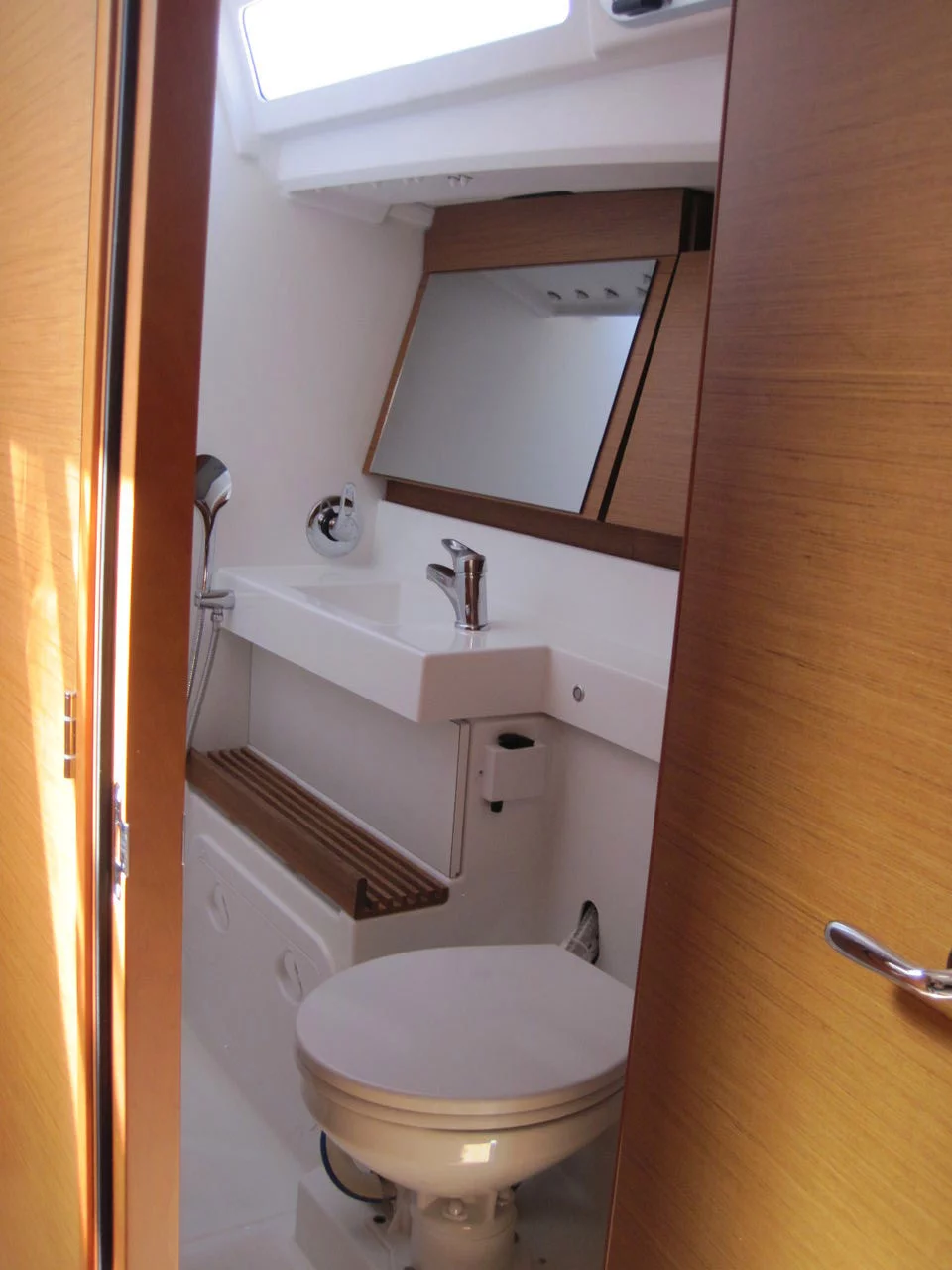 Sun Odyssey 440 (ECONOMY)  - 7