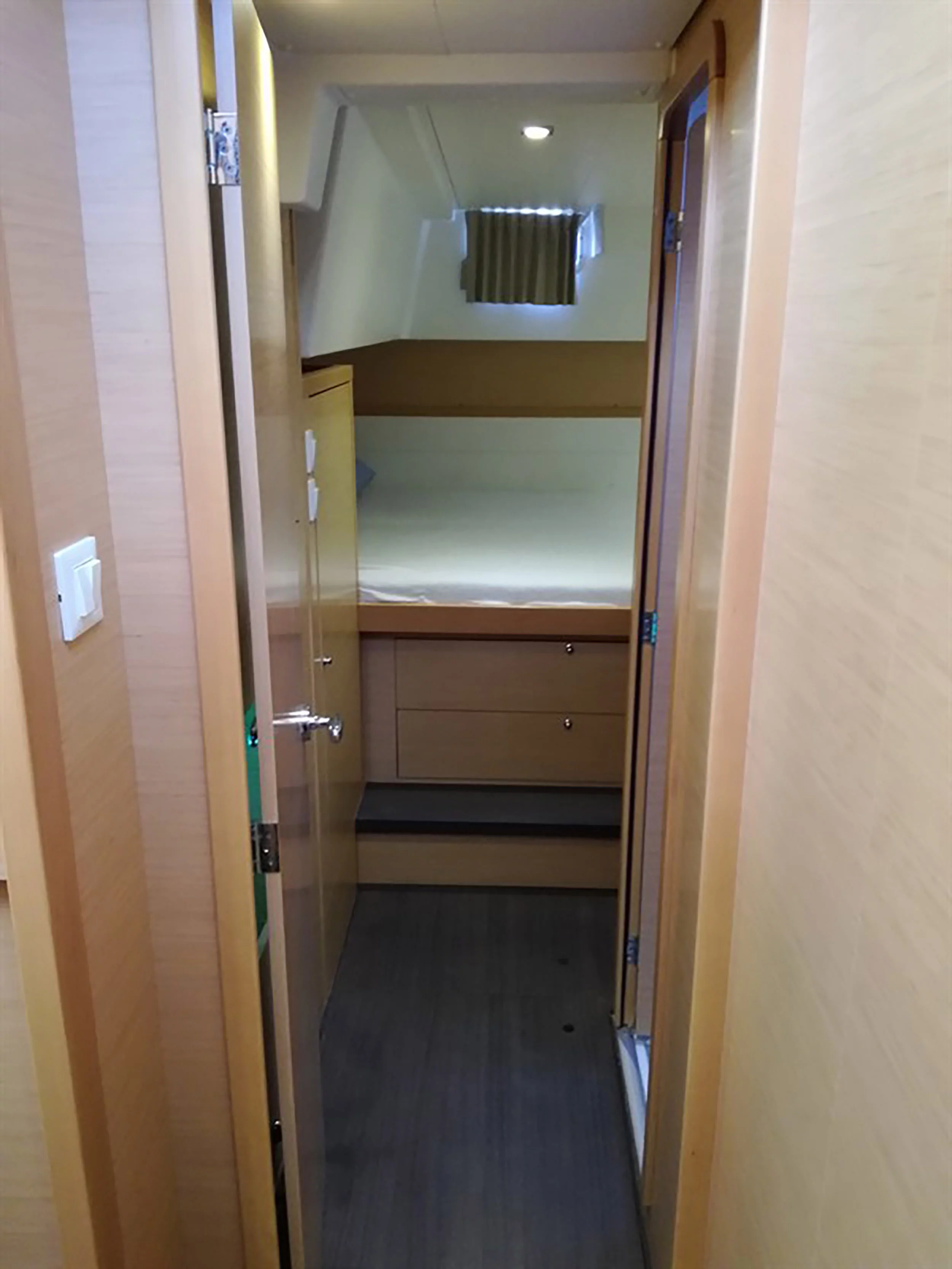 Lagoon 39 (ECONOMY)  - 5