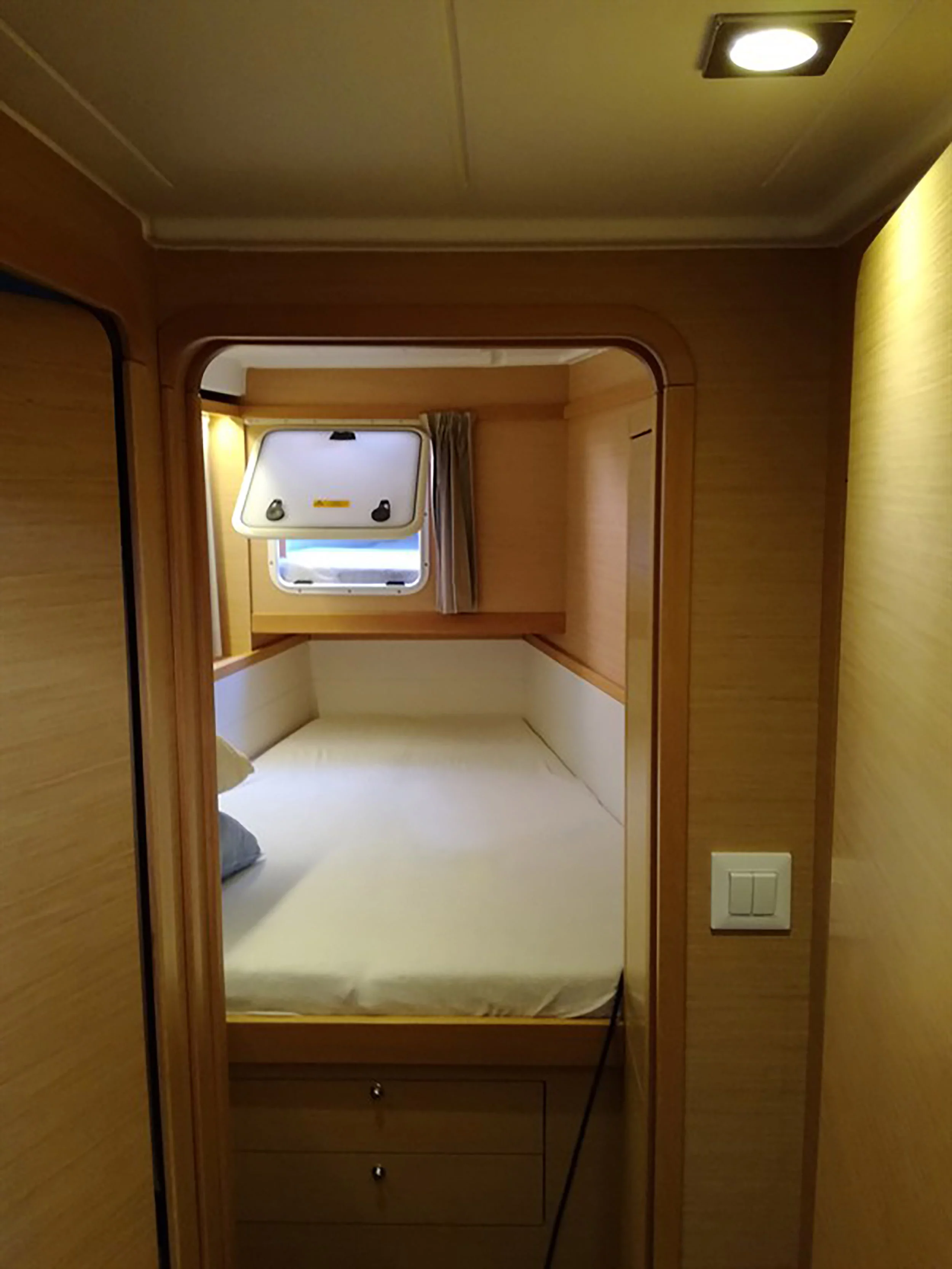Lagoon 39 (ECONOMY)  - 6