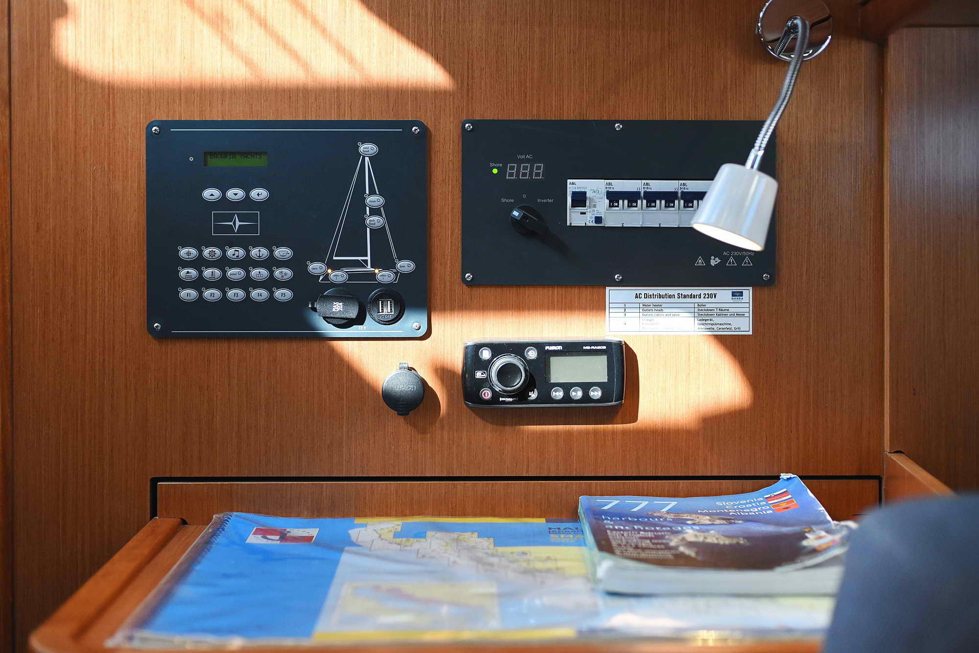 Photo #16 - Bavaria Cruiser 37 - 3 cab. (ECONOMY) in Zadar - 35254