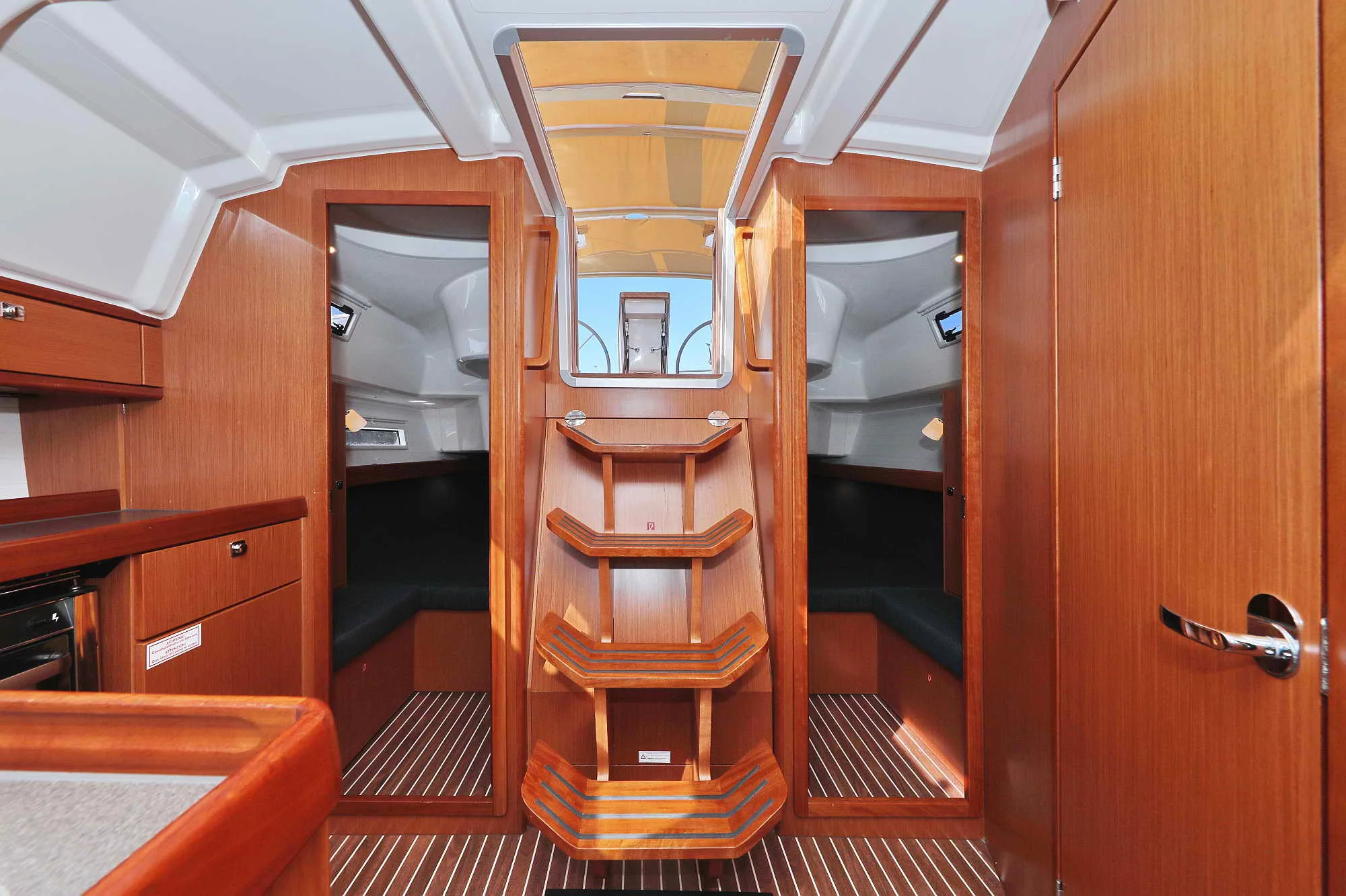 Bavaria Cruiser 37 - 3 cab. (ECONOMY)  - 16