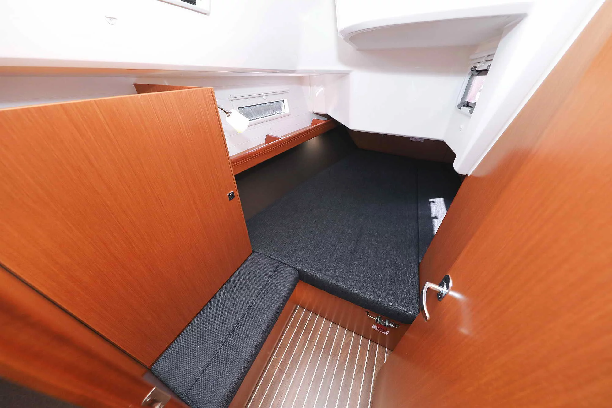 Bavaria Cruiser 37 - 3 cab. (ECONOMY)  - 18