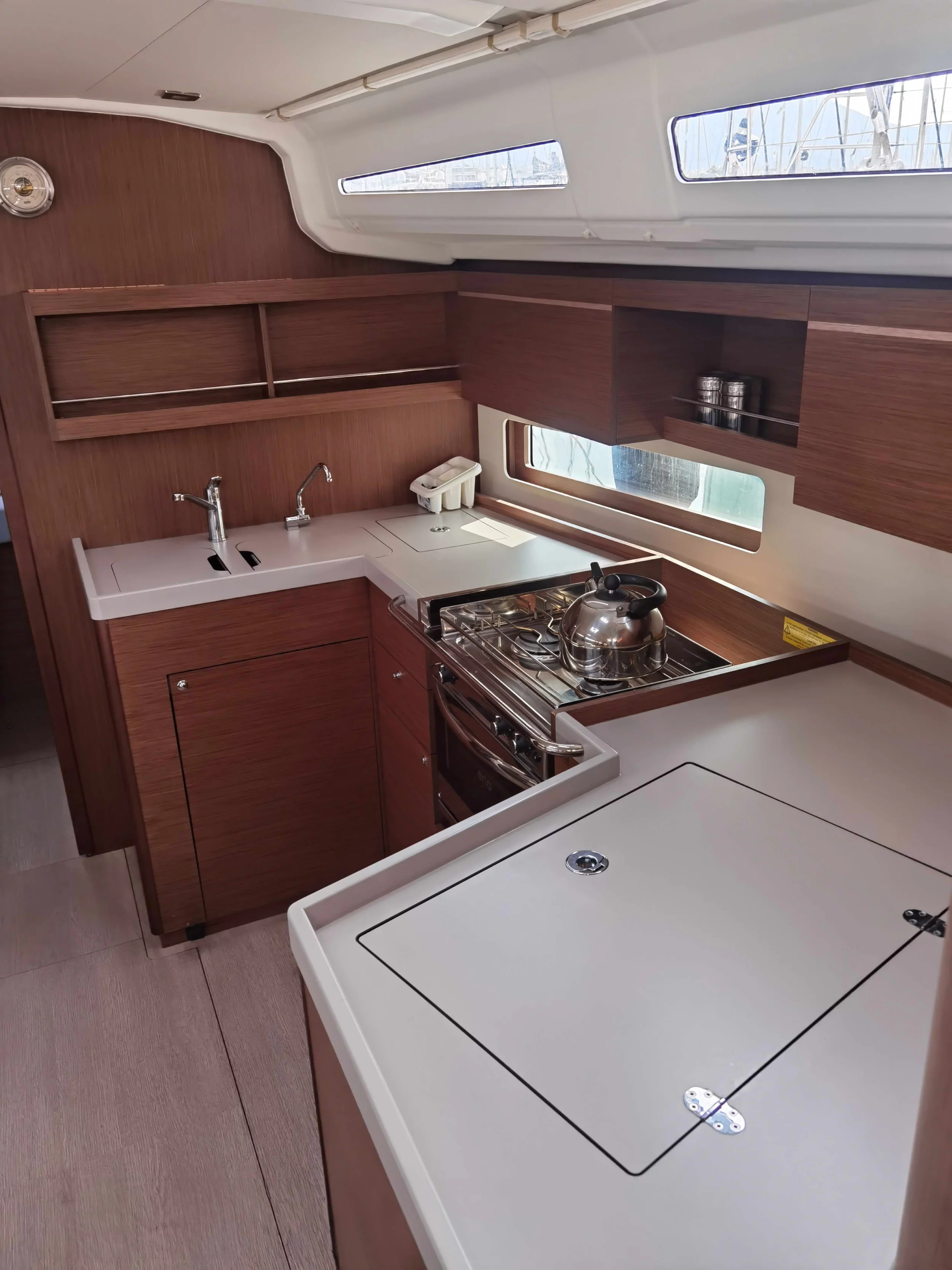Oceanis 40.1 (PRESTIGE)  - 11