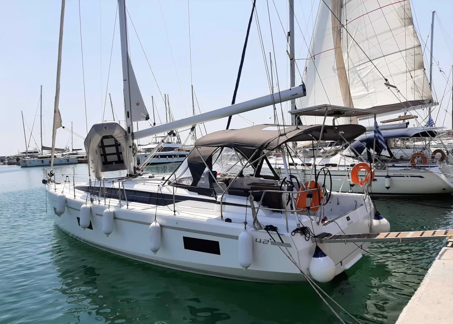 Bavaria C42 (PRESTIGE)  - 2