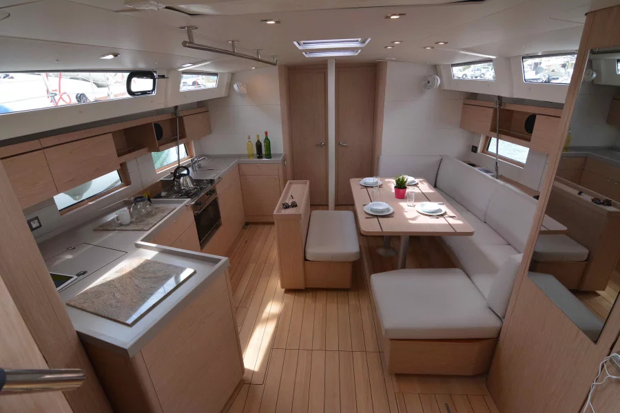 Oceanis 46.1 (CLASS)  - 12
