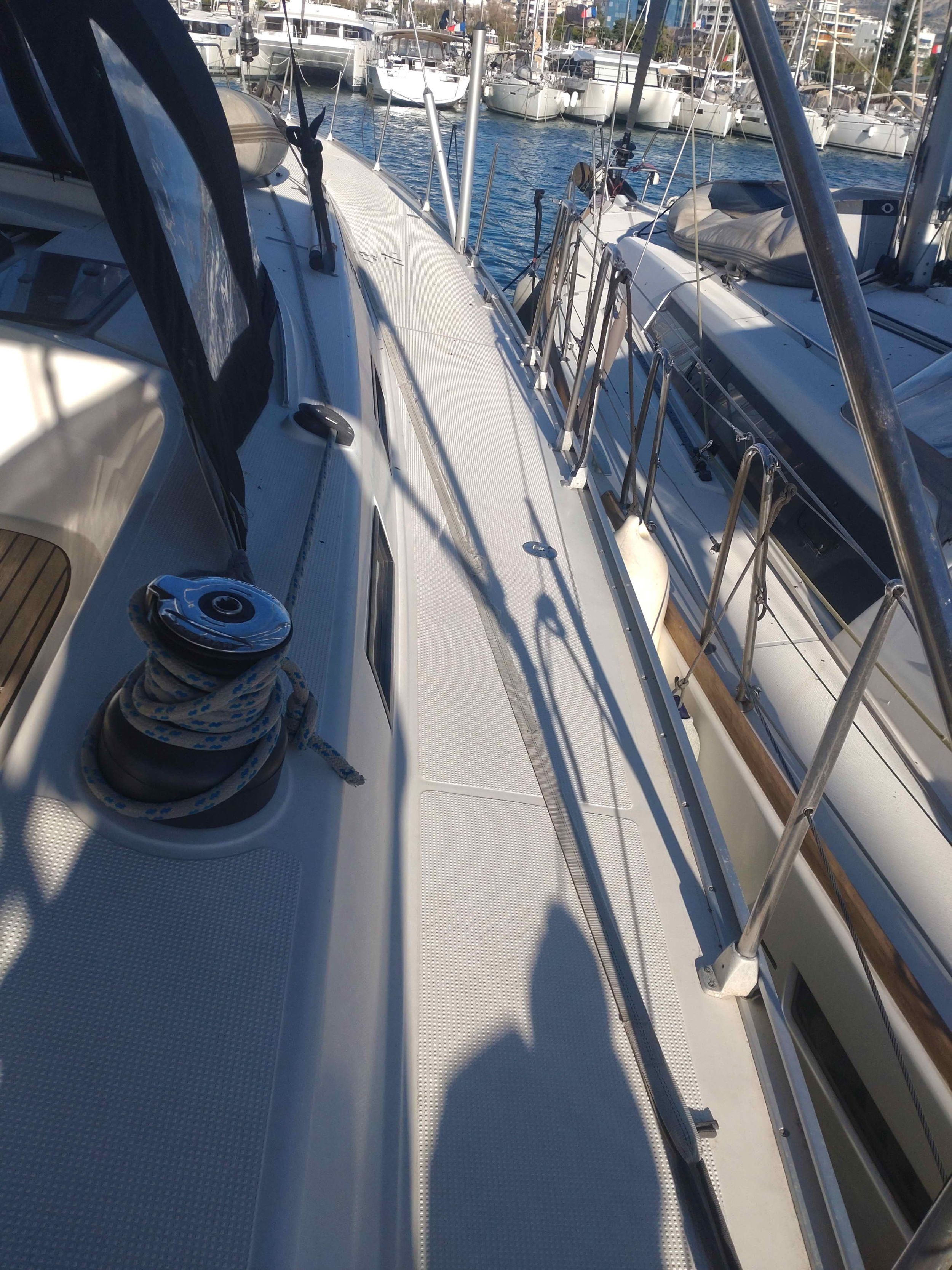 Photo #4 - Bavaria Cruiser 56 - 5 + 1 cab. (ECONOMY) in Athens - 35280
