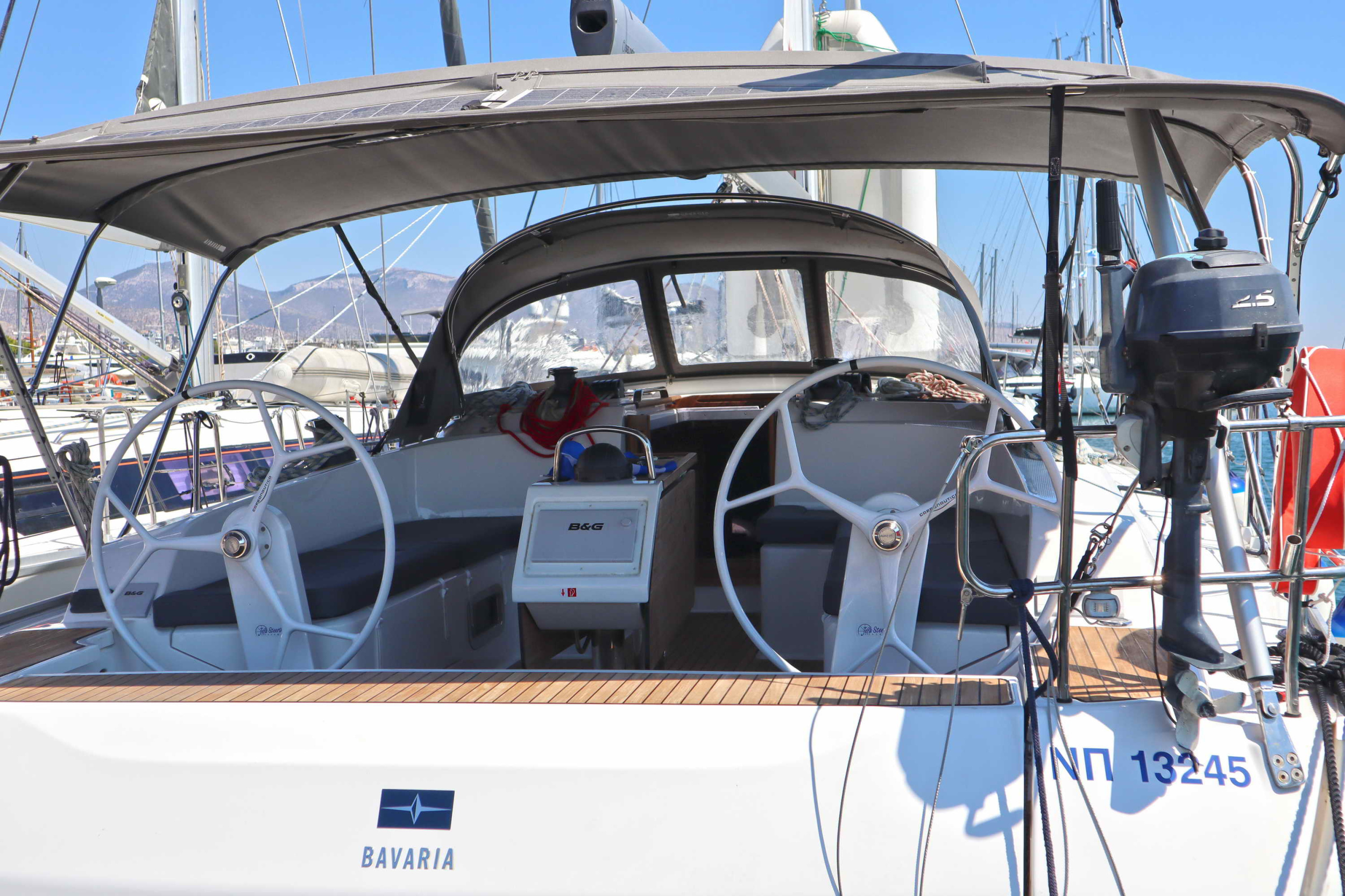 Photo #3 - Bavaria Cruiser 46 - 4 cab. (PRESTIGE) in Athens - 35284
