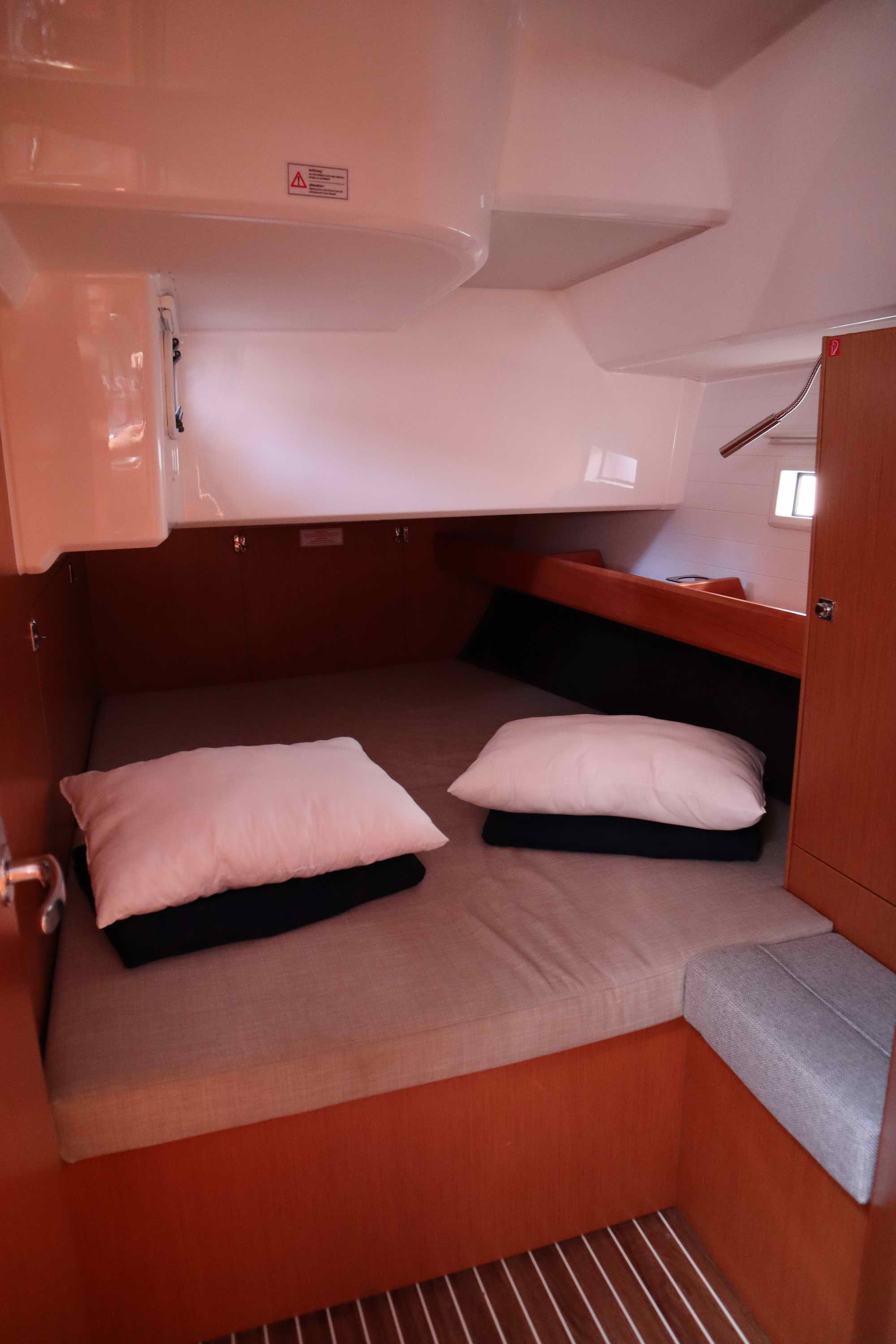 Photo #11 - Bavaria Cruiser 46 - 4 cab. (PRESTIGE) in Athens - 35284