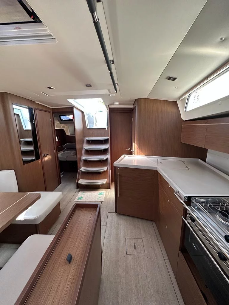 Oceanis 46.1 (PRESTIGE)  - 3