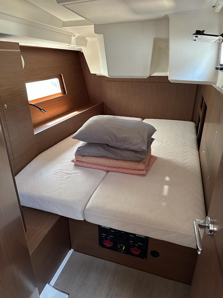 Photo #8 - Oceanis 46.1 (PRESTIGE) in Athens - 35291
