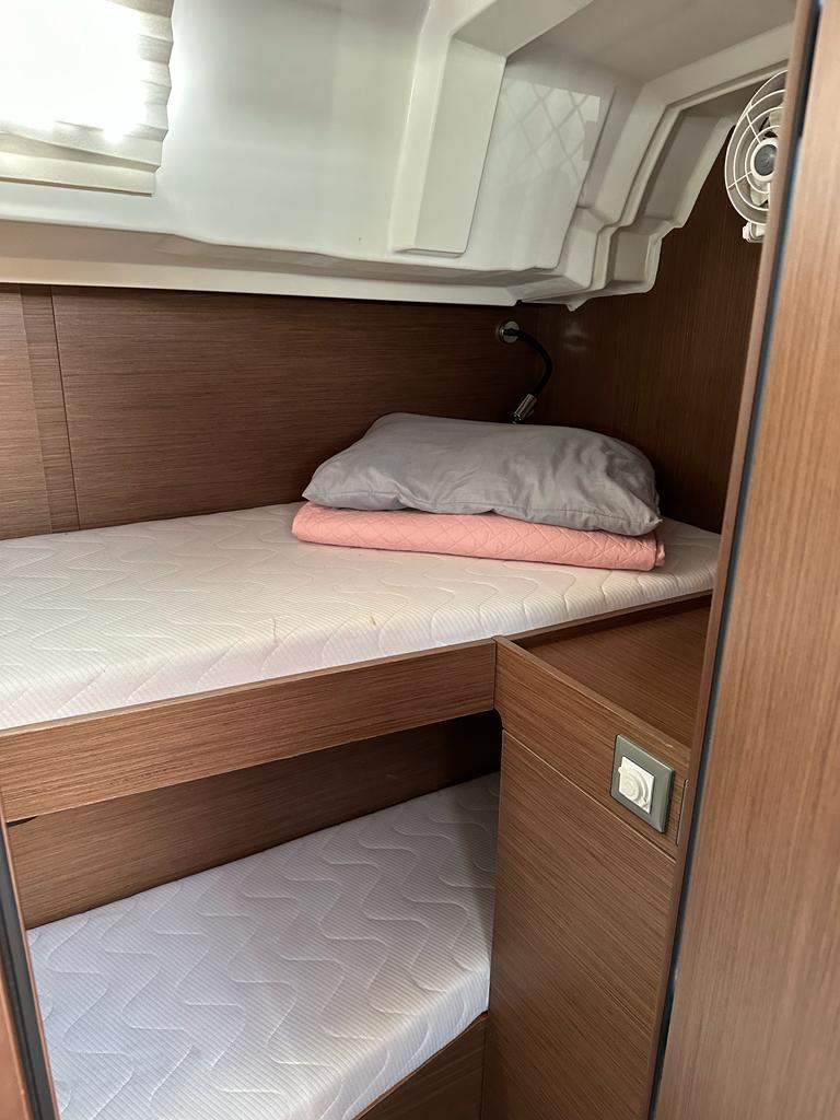 Photo #9 - Oceanis 46.1 (PRESTIGE) in Athens - 35291