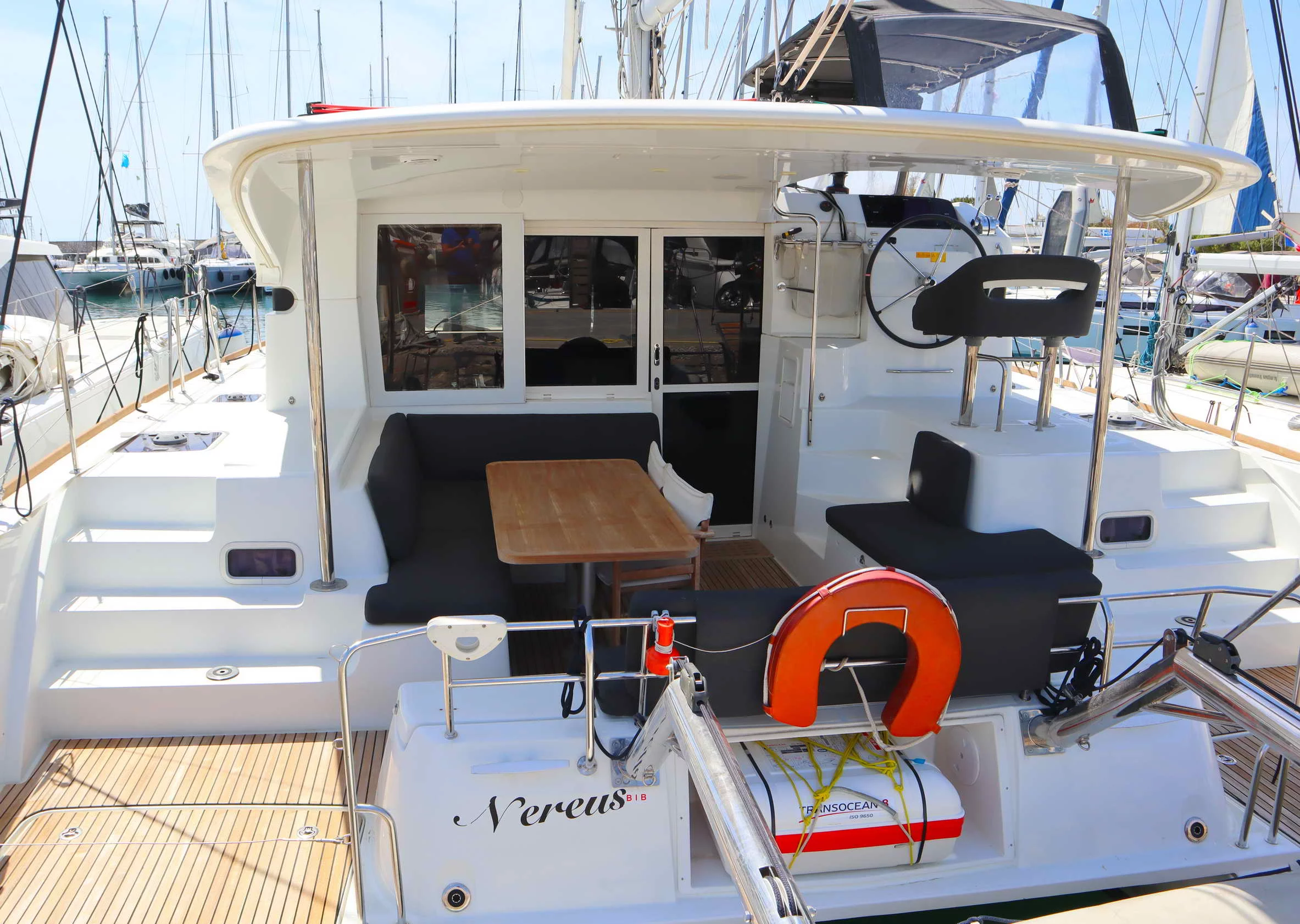 Lagoon 40 - 3 + 2 cab (ECONOMY)  - 2