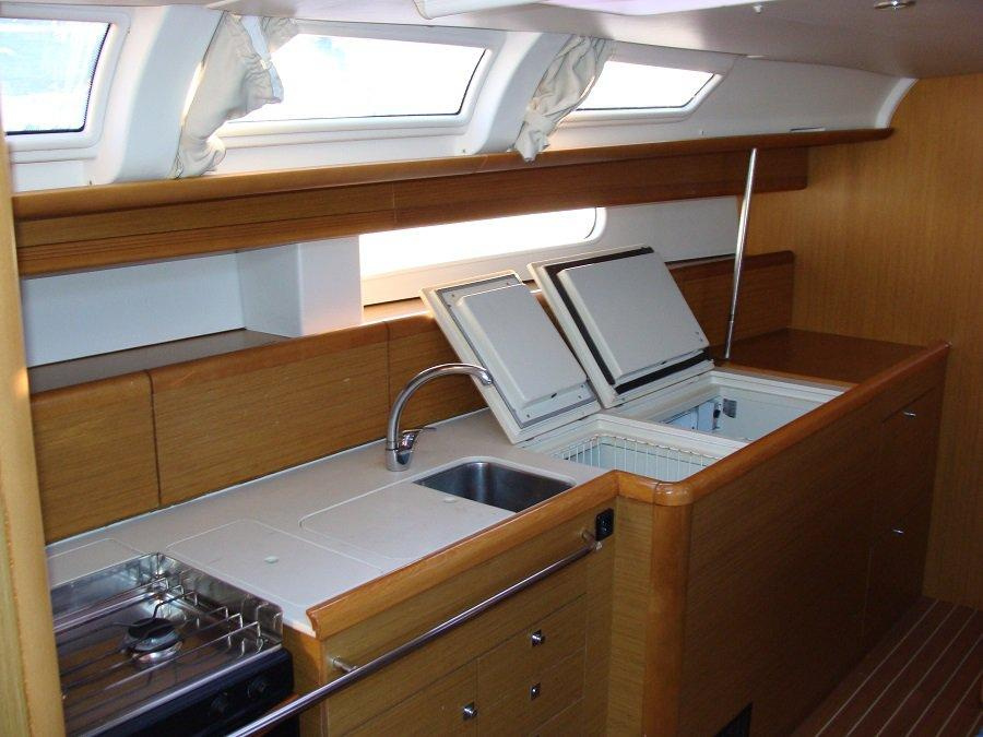 Photo #4 - Sun Odyssey 49i (Doris) in Lavrion - 35306