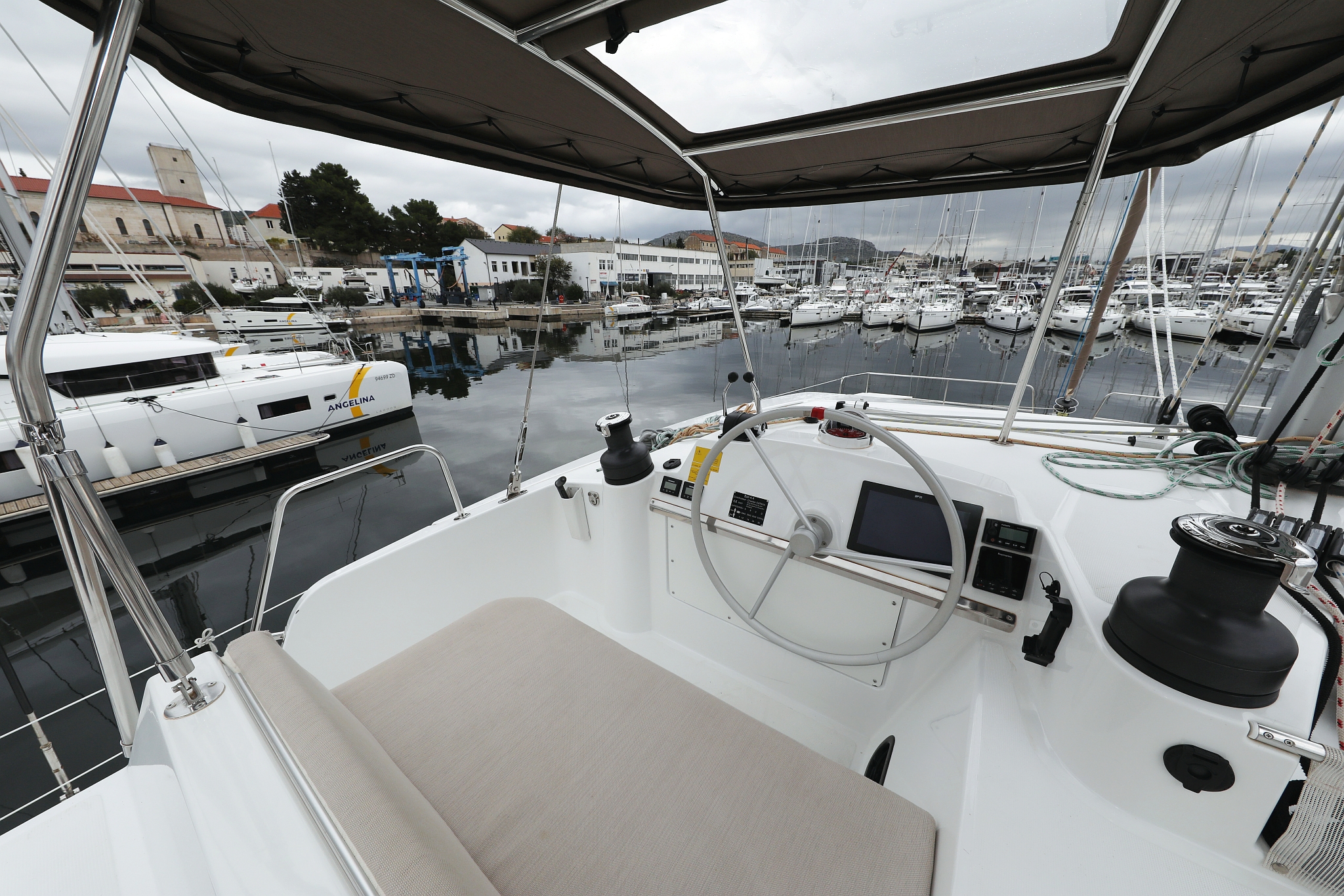 Photo #8 - Bali 4.4 - 3 + 1 cab. (Apollo) en Sibenik - 35326
