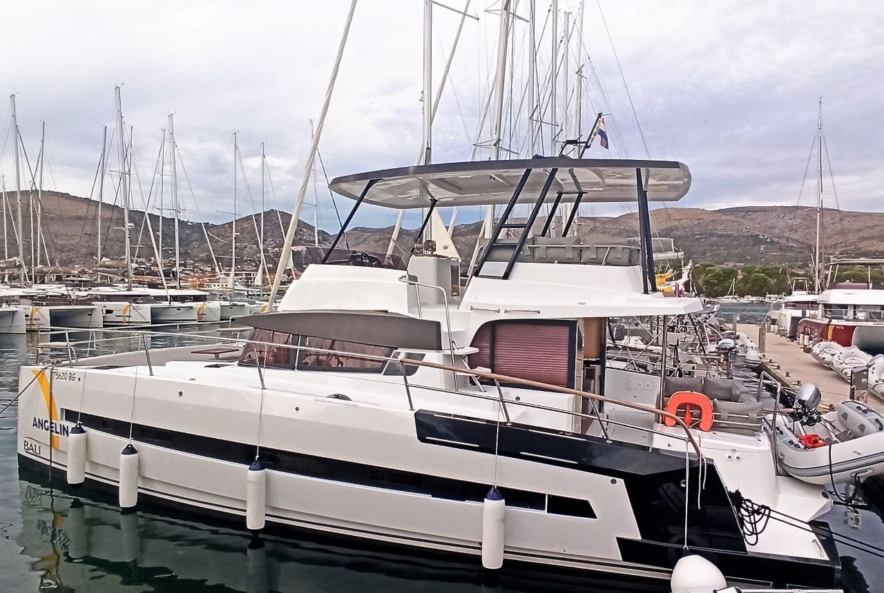 Photo #8 - Bali 4.3 MY - 3 cab. (Adventure) in Trogir - 35327